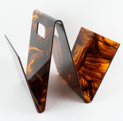 Porte-revues moderniste en écaille de tortue en lucite, rack, Christian Dior, circa 1970