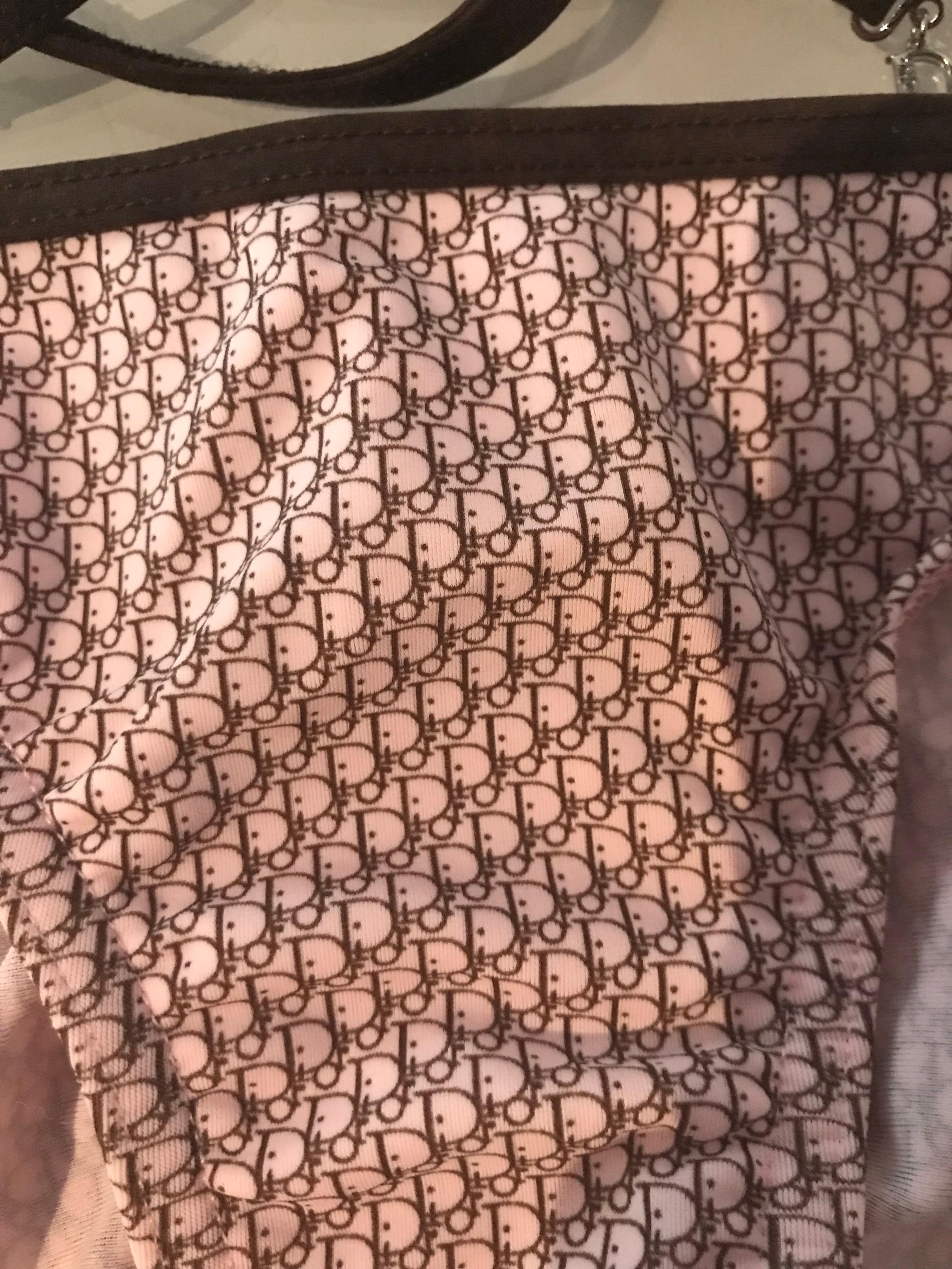 CHRISTIAN DIOR. Costume da bagno Monogram, nove bambine di 10 anni.... in vendita 4