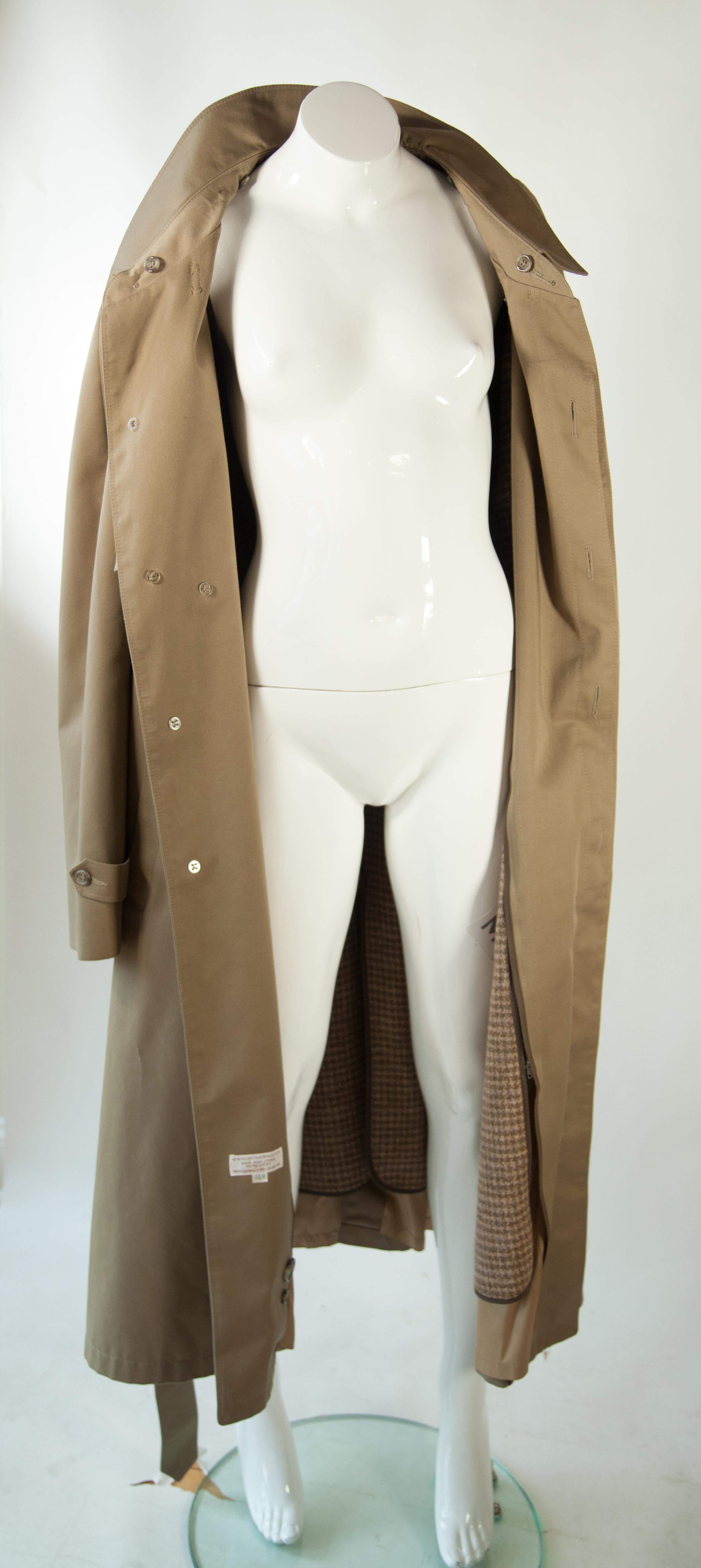 Christian Dior Monsieur Trench Coat In Excellent Condition In Kingston, NY
