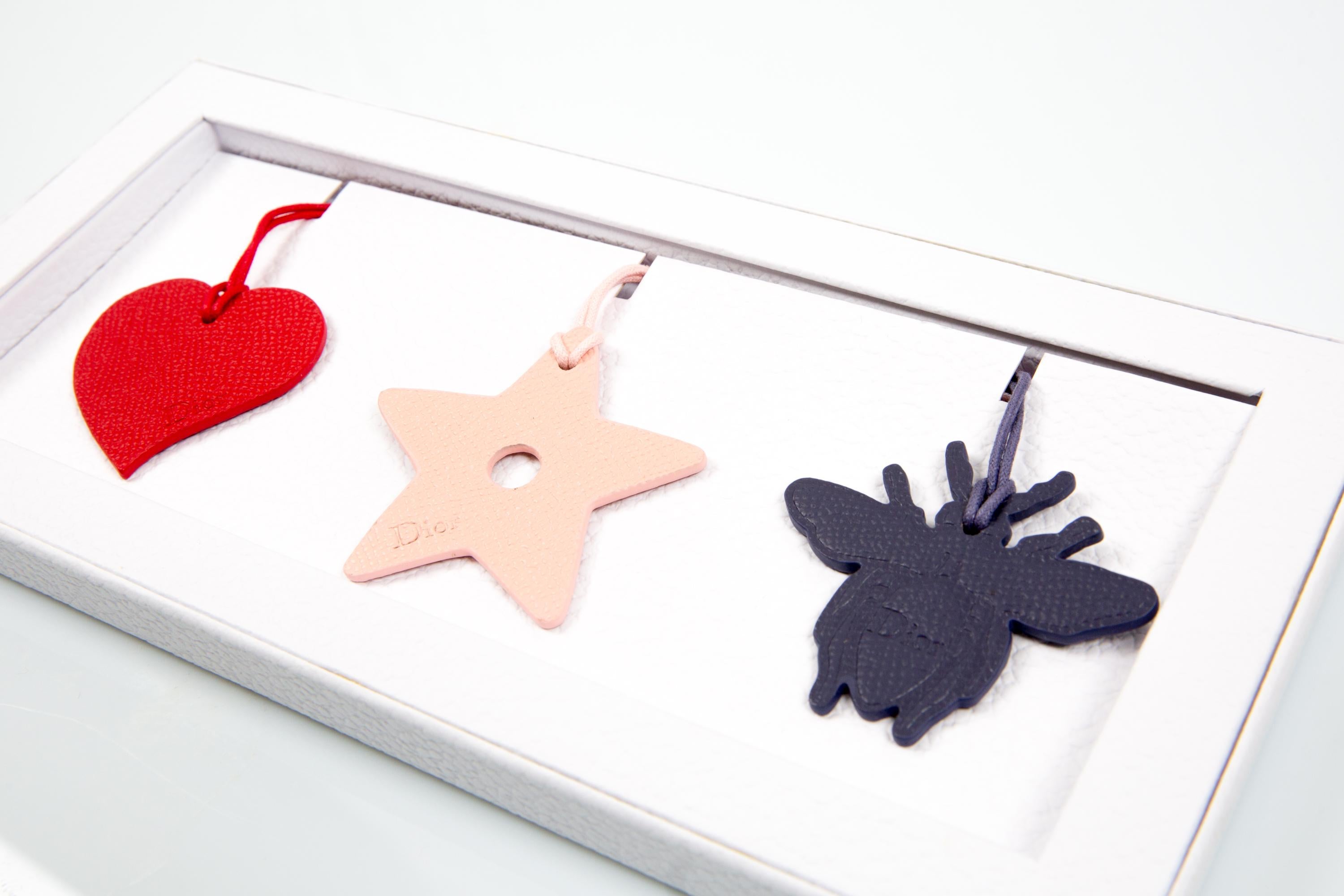 Blanc Christian Dior Charms en cuir multicolore en vente