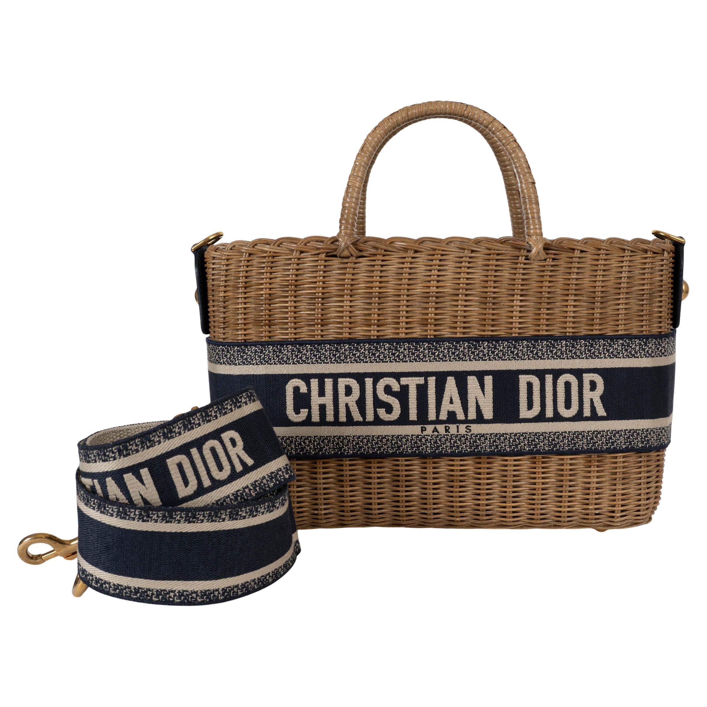 CHRISTIAN DIOR natürlich 2021 WICKER OBLIQUE BASKET Tote Bag im Angebot