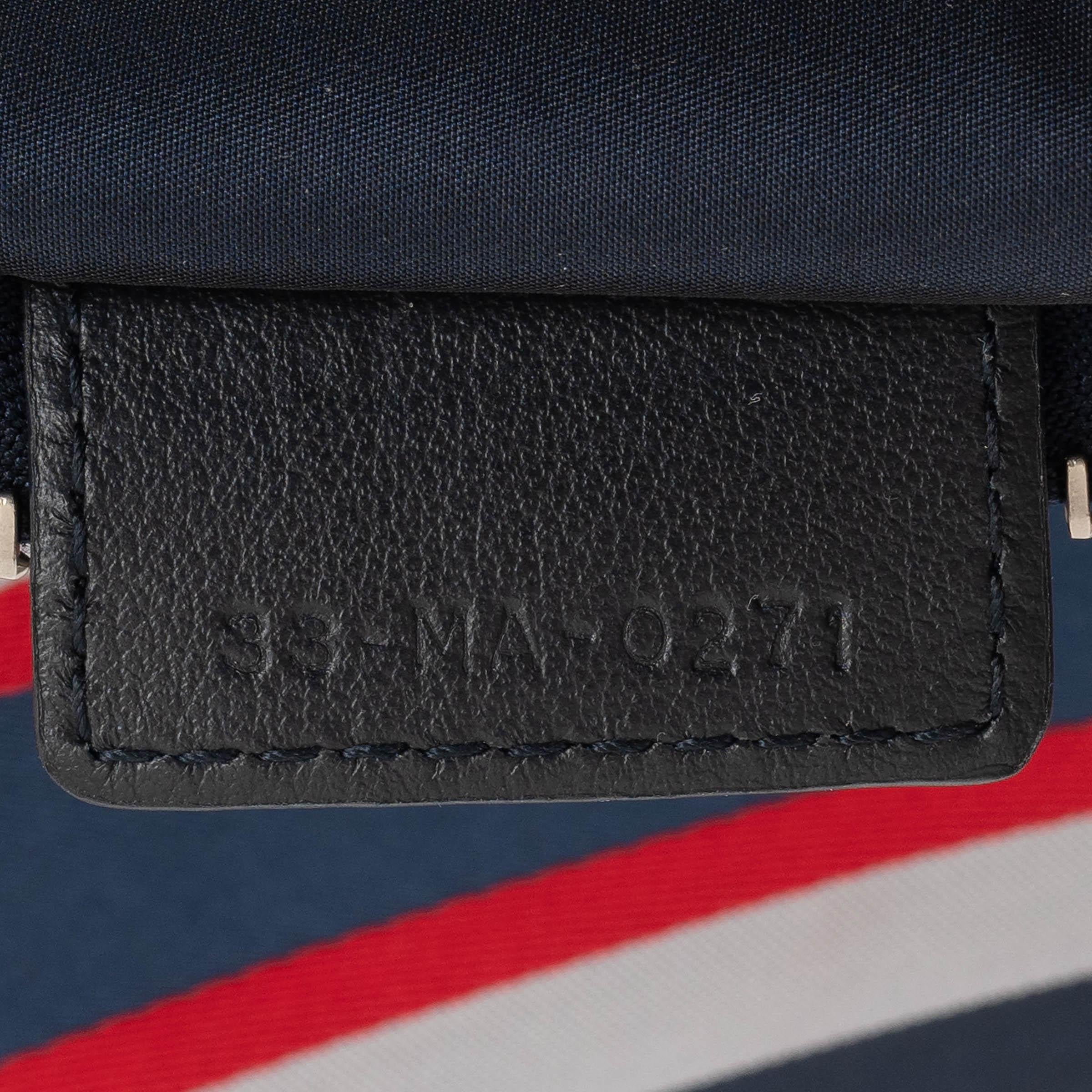 CHRISTIAN DIOR navy blue nylon 2021 DIORALPS ZIP POUCH Case Bag For Sale 4