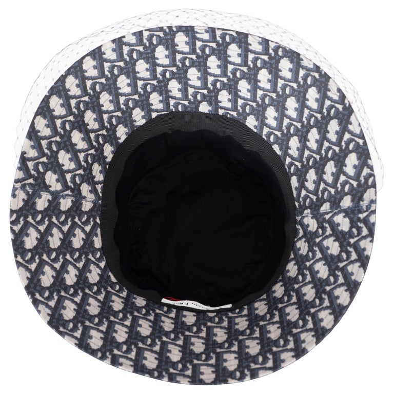 CHRISTIAN DIOR navy blue TEDDY-D LARGE BRIM VEIL BUCKET Hat 