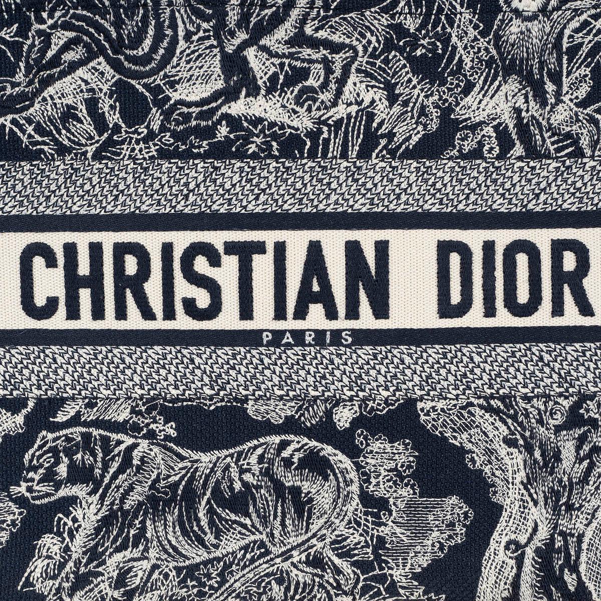 CHRISTIAN DIOR navy blue TOILE DU JOUY REVERSE MEDIUM BOOK TOTE Bag For Sale 3