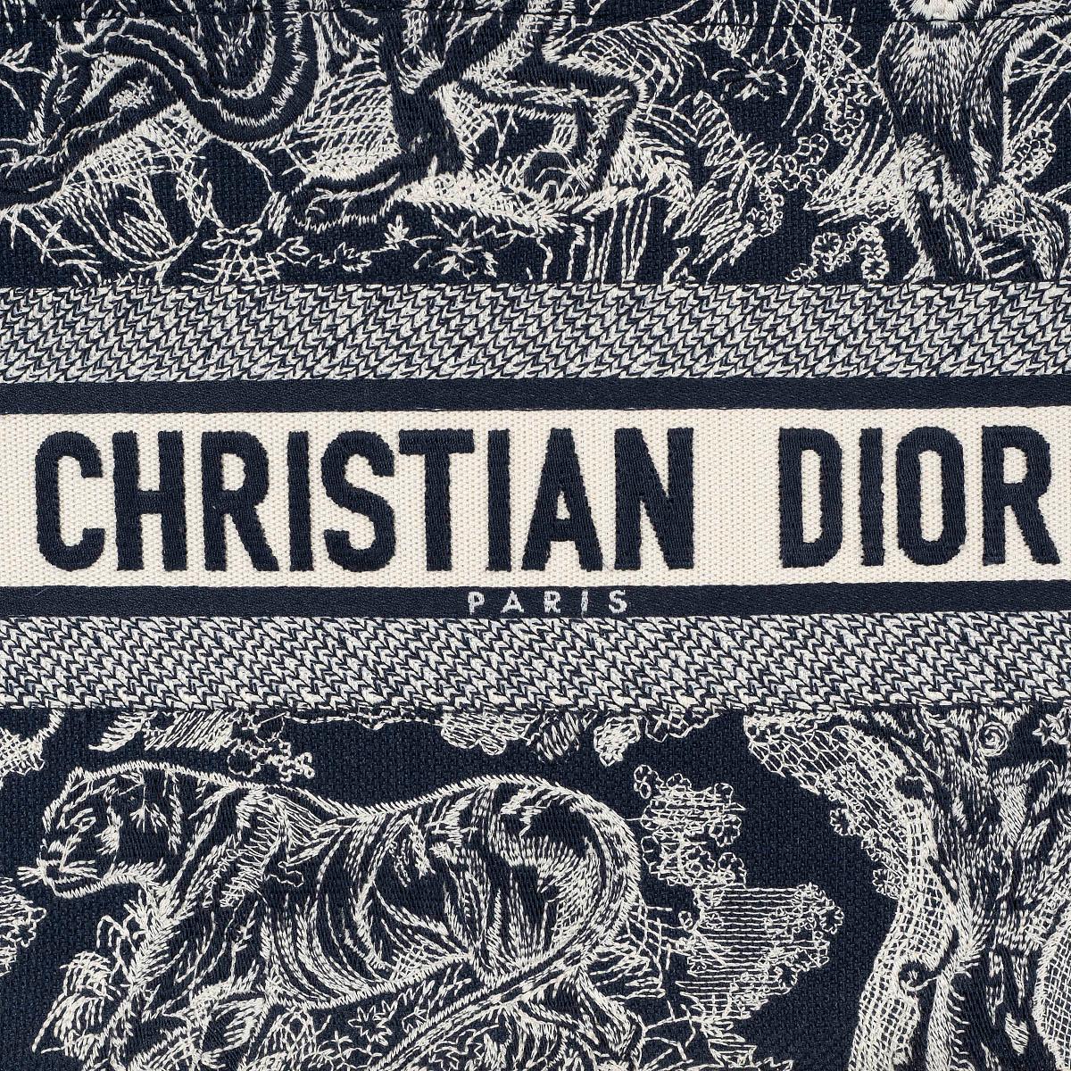 CHRISTIAN DIOR navy blue TOILE DU JOUY REVERSE MEDIUM BOOK TOTE Bag 2