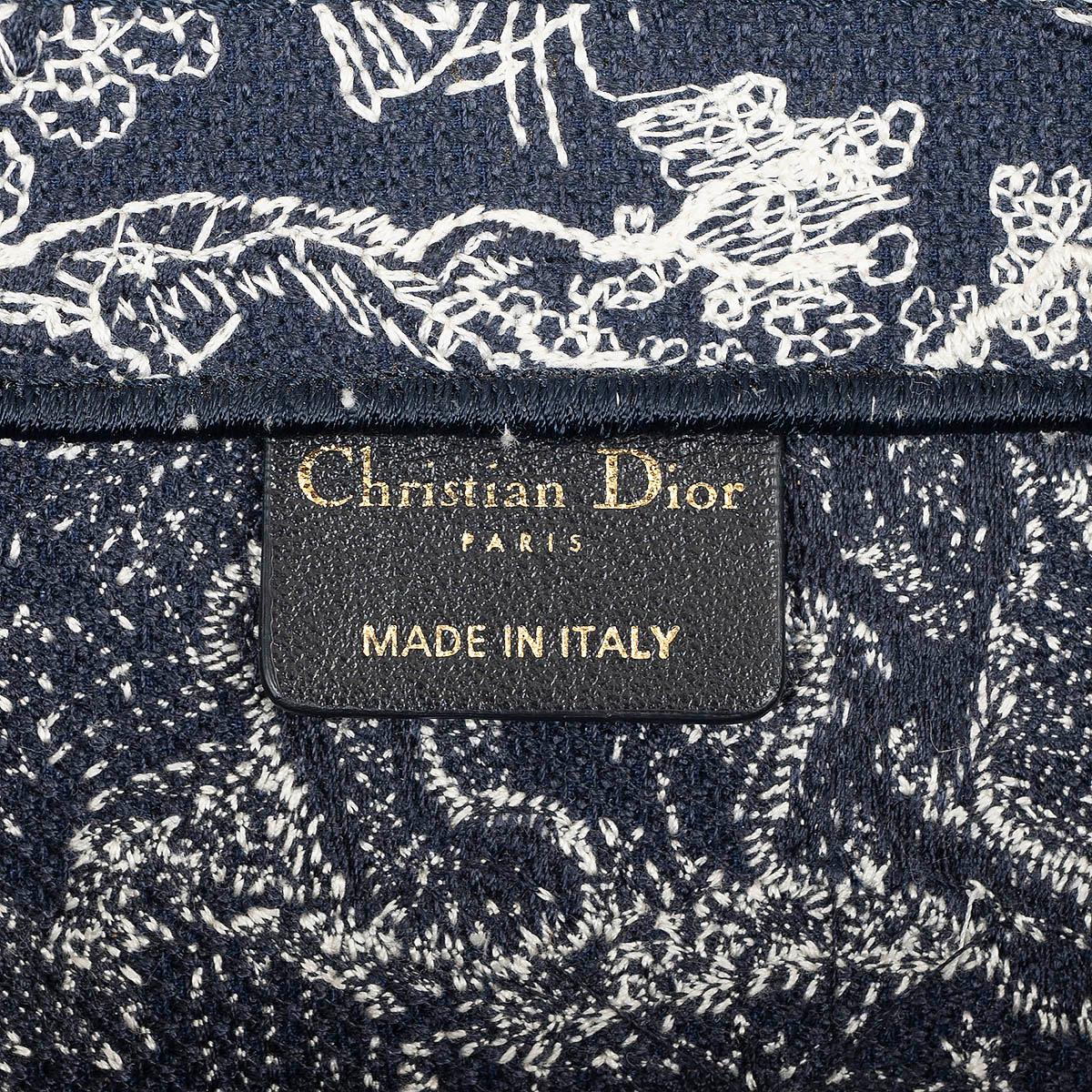 CHRISTIAN DIOR navy blue TOILE DU JOUY REVERSE MEDIUM BOOK TOTE Bag For Sale 4