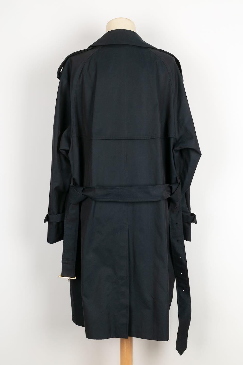 Christian Dior Navy Blue Trench Coat In Excellent Condition For Sale In SAINT-OUEN-SUR-SEINE, FR