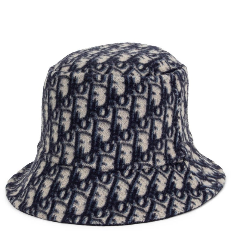 Christian Dior
Small Brim Reversible Bucket Hat Wool and Oblique Wool Christian Dior Oblique Wool x Silk Bob Hat Reversible Pink  main image 3