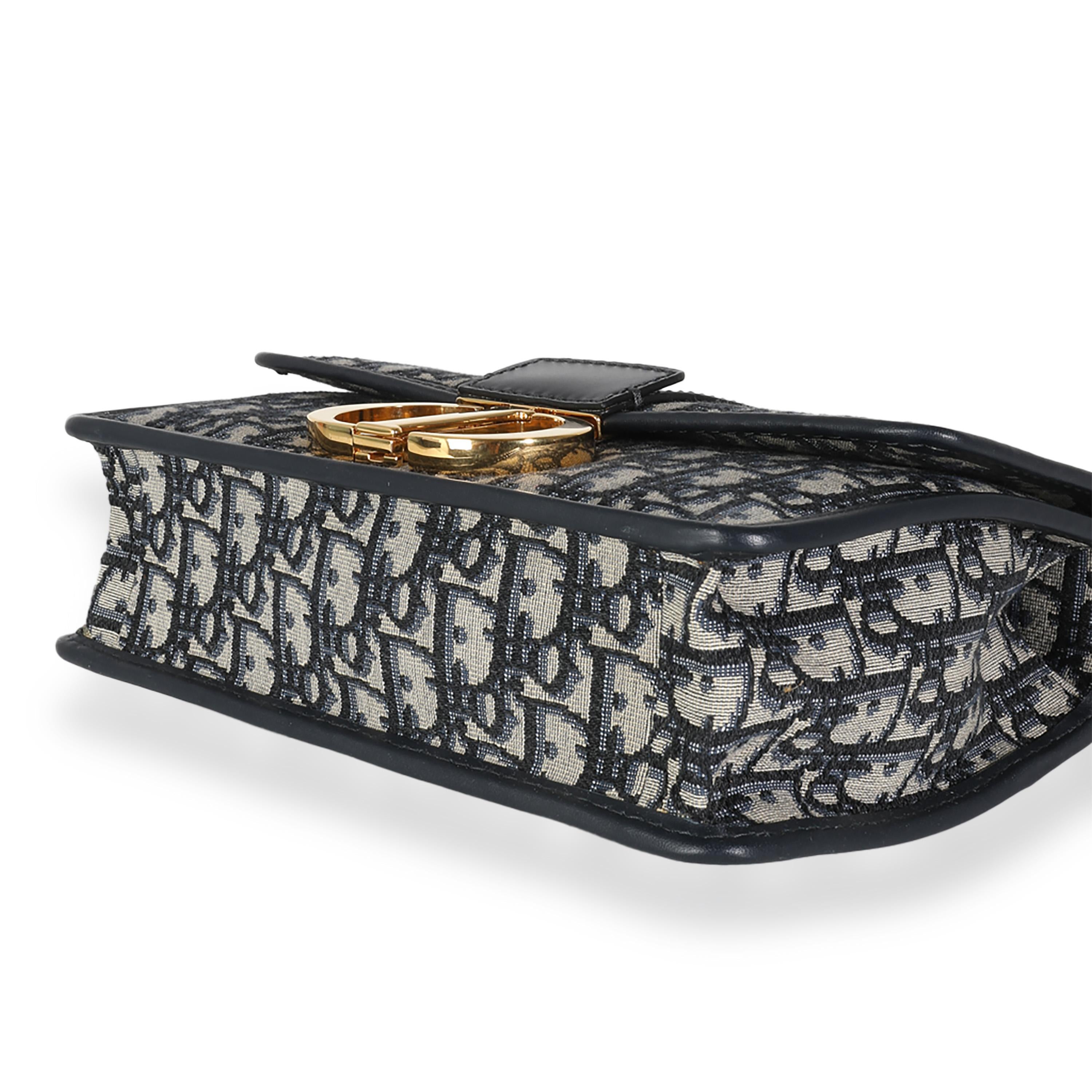 Christian Dior Montaigne 30 Montaigne Pour femmes en vente