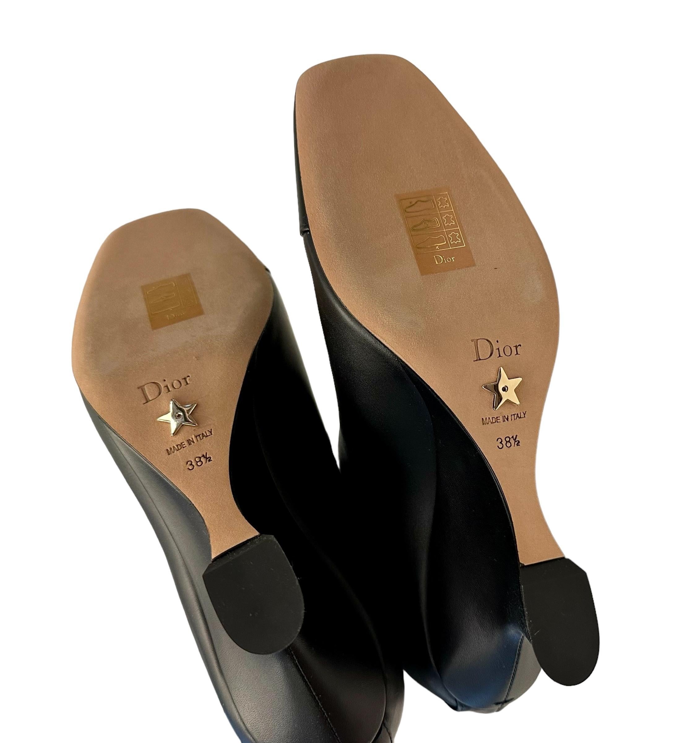 Botas Christian Dior New Cruise 2024 Naughtily-D Wedge Negras en Excelente Estado en Geneva, CH