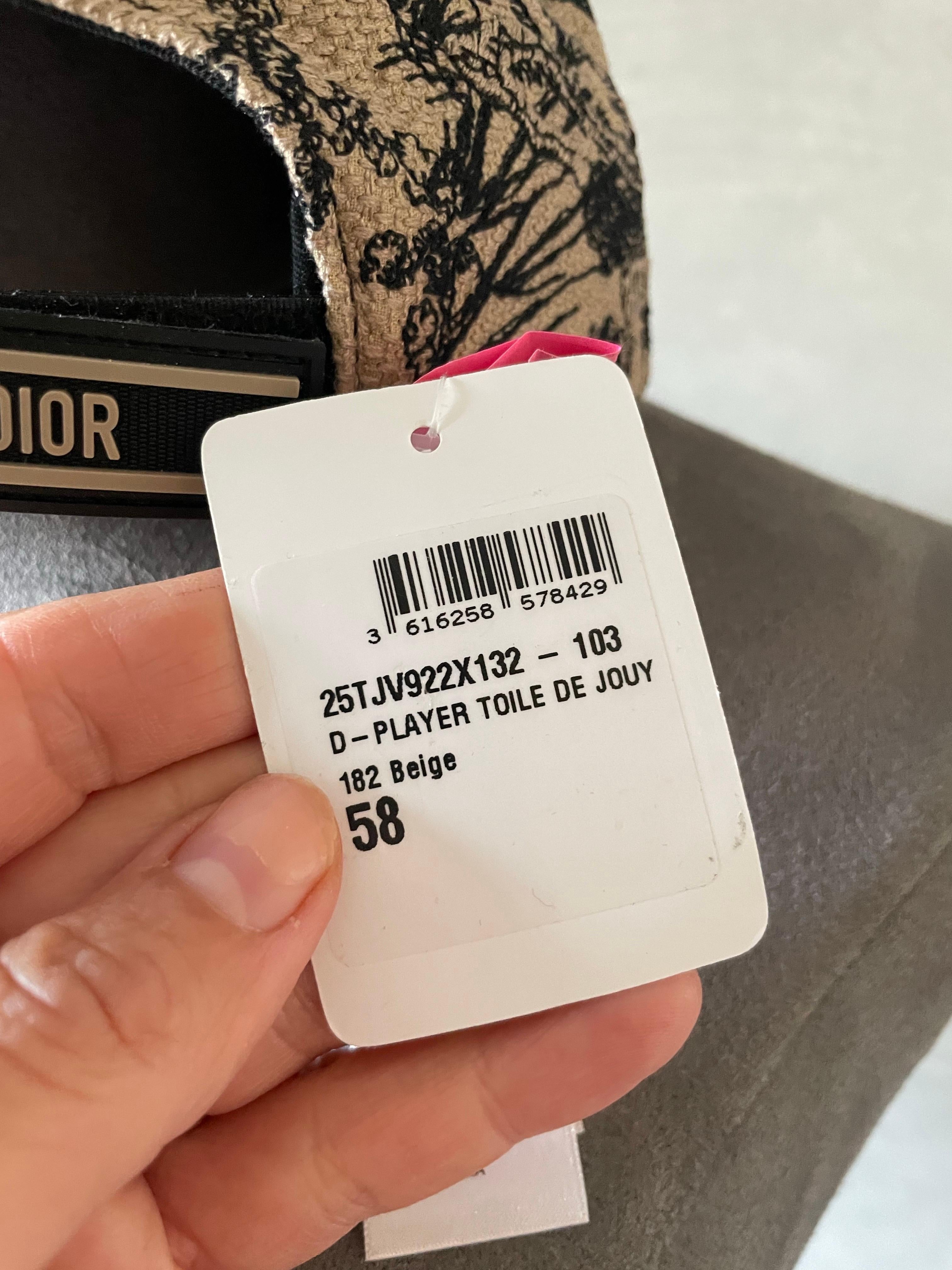 CHRISTIAN DIOR Nuovo berretto in toile de jouy con etichetta mai indossato. in vendita 1