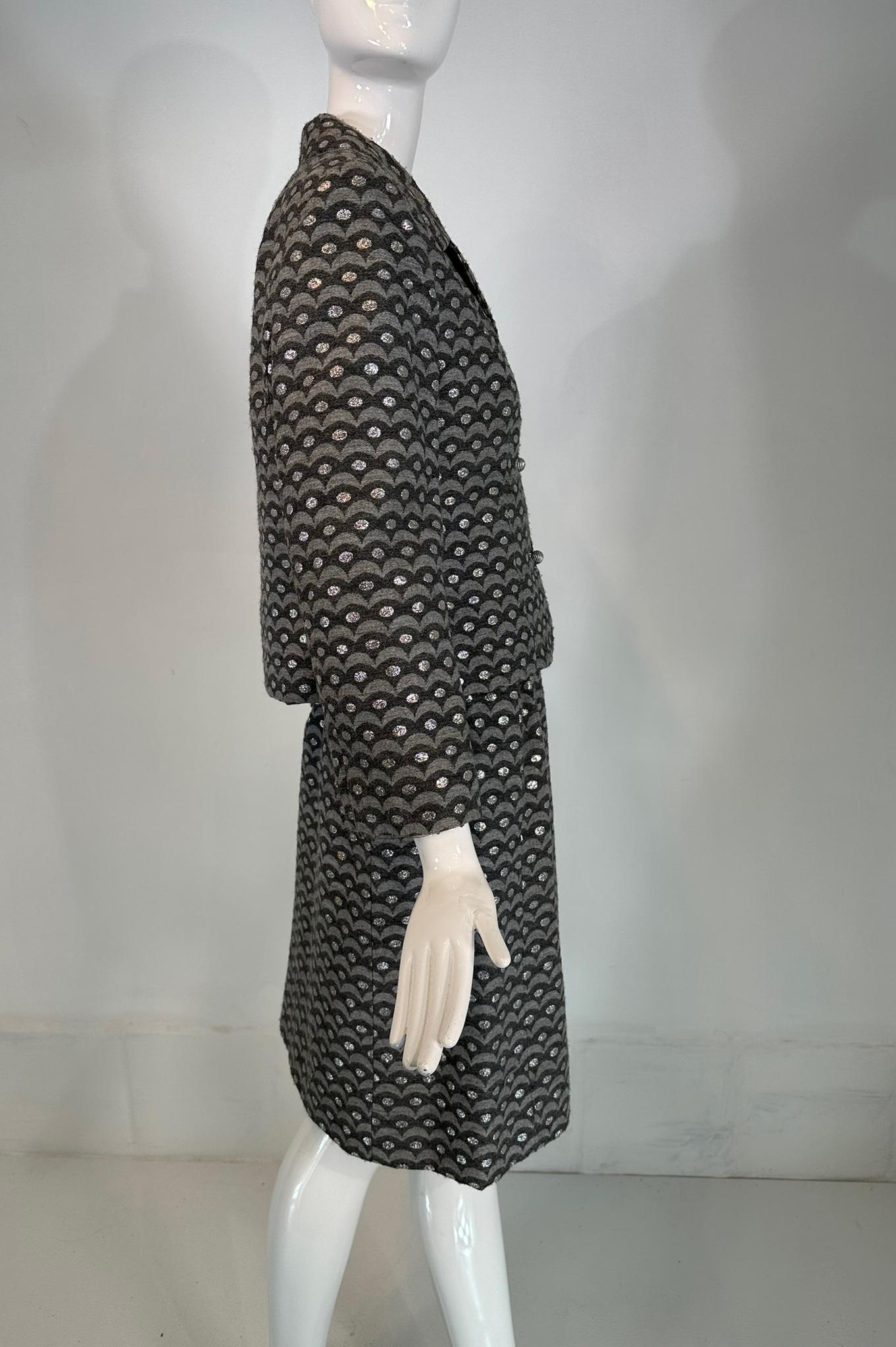 Christian Dior New York 1960, abito con gonna in lana metallizzata grigia e argentata in vendita 5
