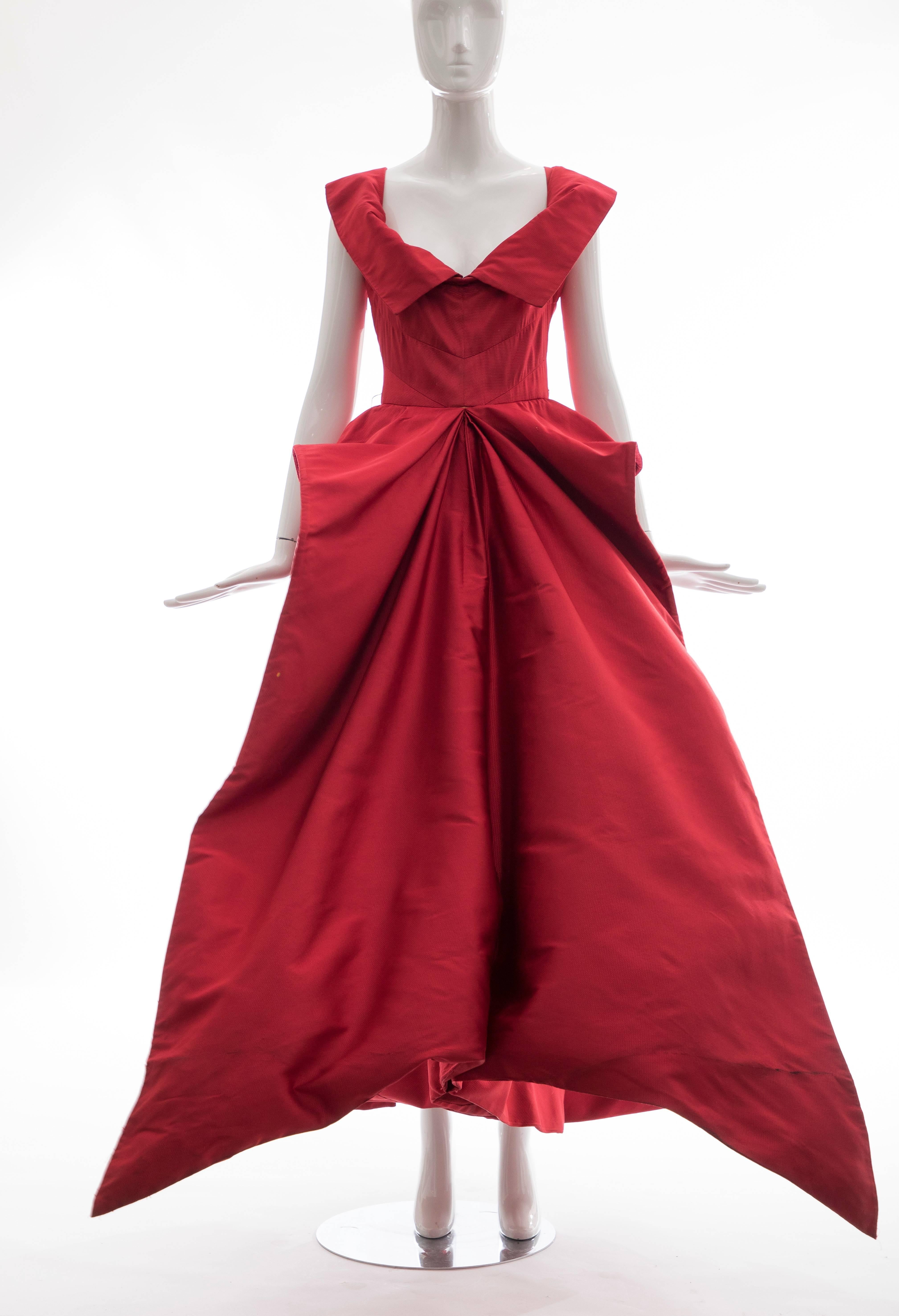 Christian Dior New York Demi Couture Silk Scarlet Evening Dress, Circa 1950s In Good Condition In Cincinnati, OH
