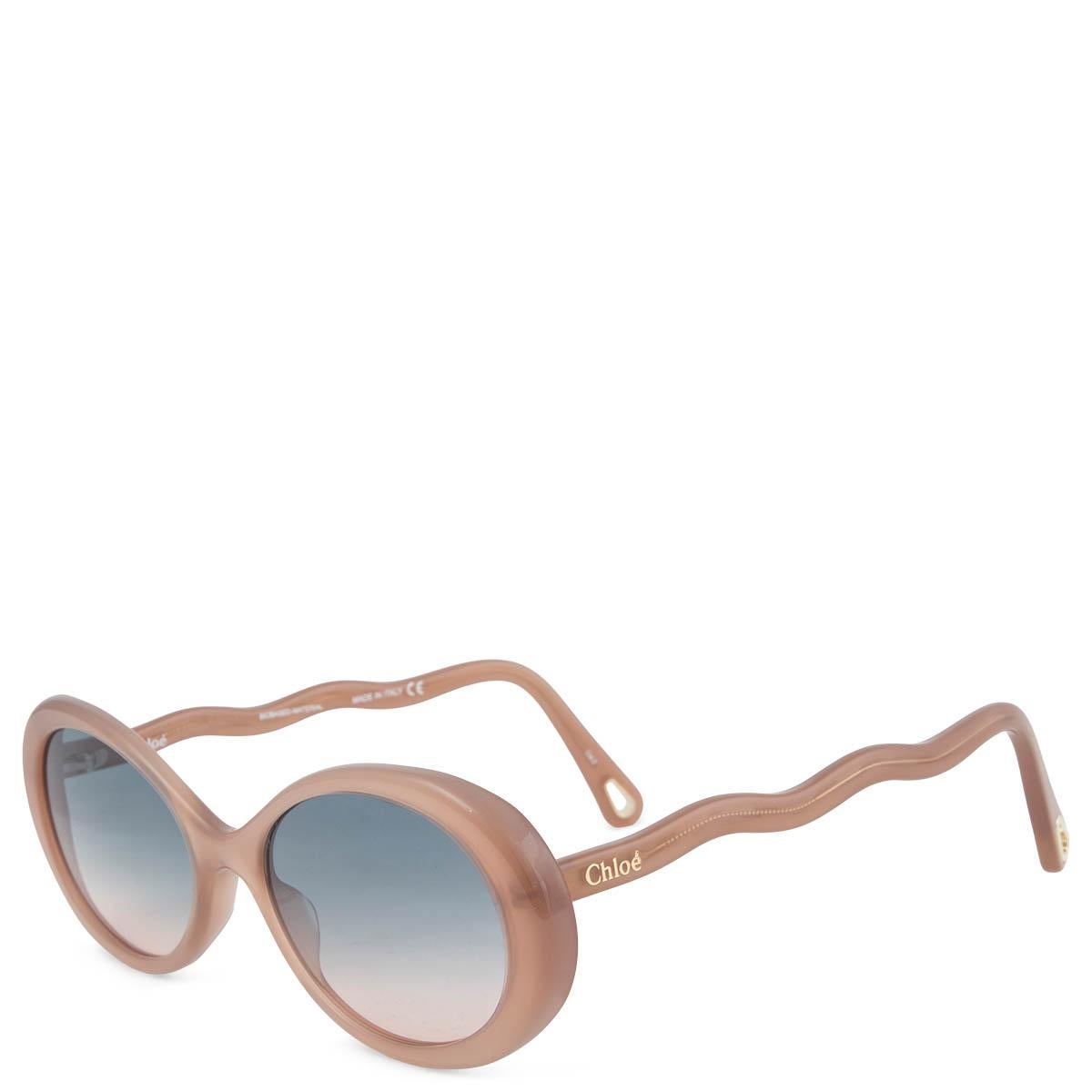 100% authentic Chloé CH0088S oval sunglasses in nude acetate and light grey gradient lenses. Have been worn and are in excellent condition. Come with case. 

Measurements
Model	CH0088S 
Width	15cm (5.9in)
Height	4.5cm (1.8in)

All our listings