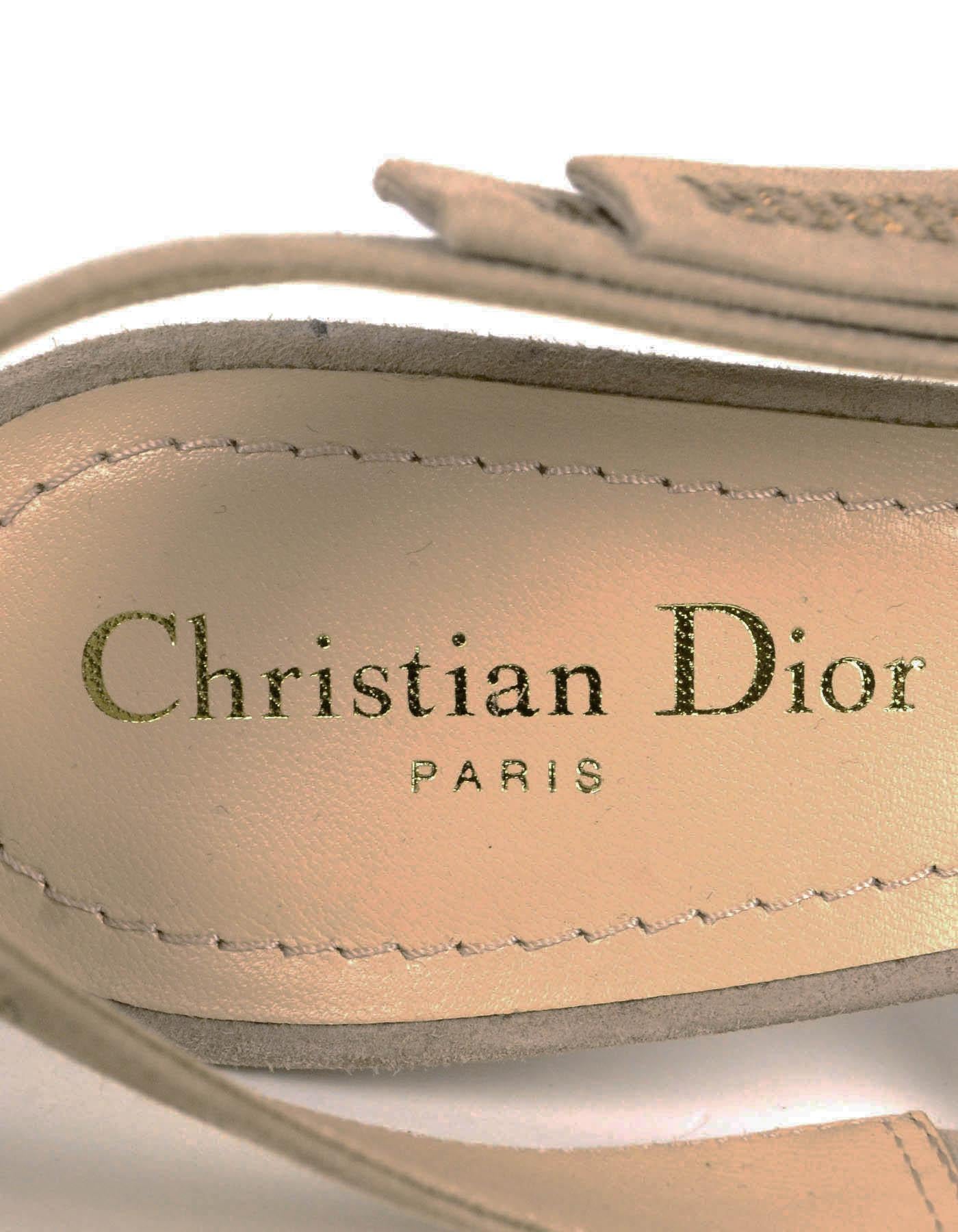 Christian Dior Nude Plumetis J’ADIOR Slingback Pumps sz 39 rt. $1, 190 In Excellent Condition In New York, NY