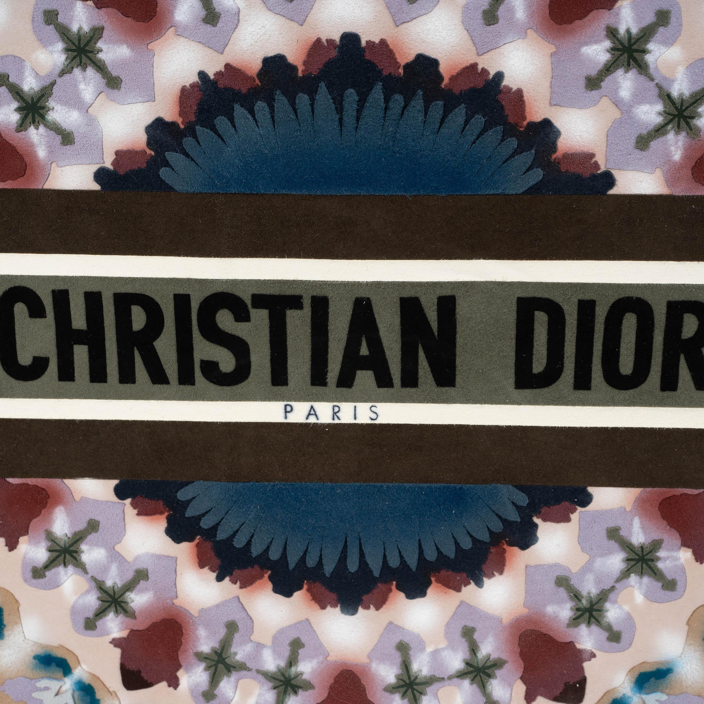 CHRISTIAN DIOR - Sac en daim nu KALEIDIORSCOPIC LARGE BOOK TOTE Bag 2019 en vente 1