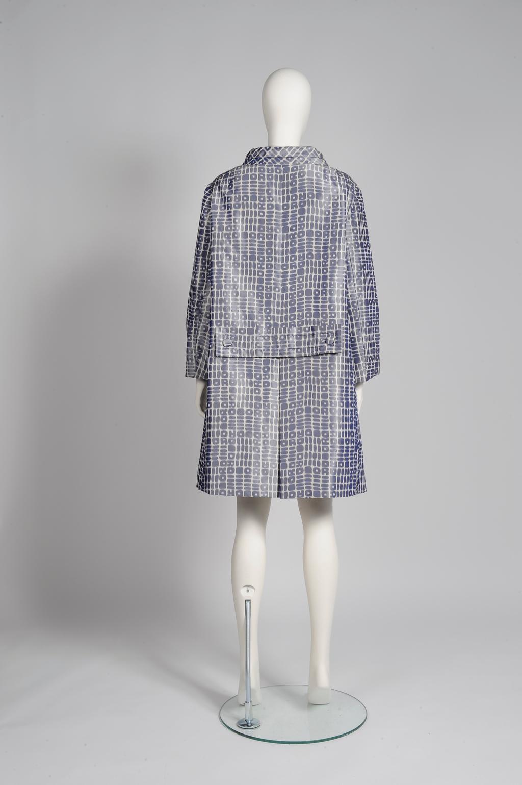 Christian Dior Numbered Demi Couture Single-Breasted Logo Coat 5