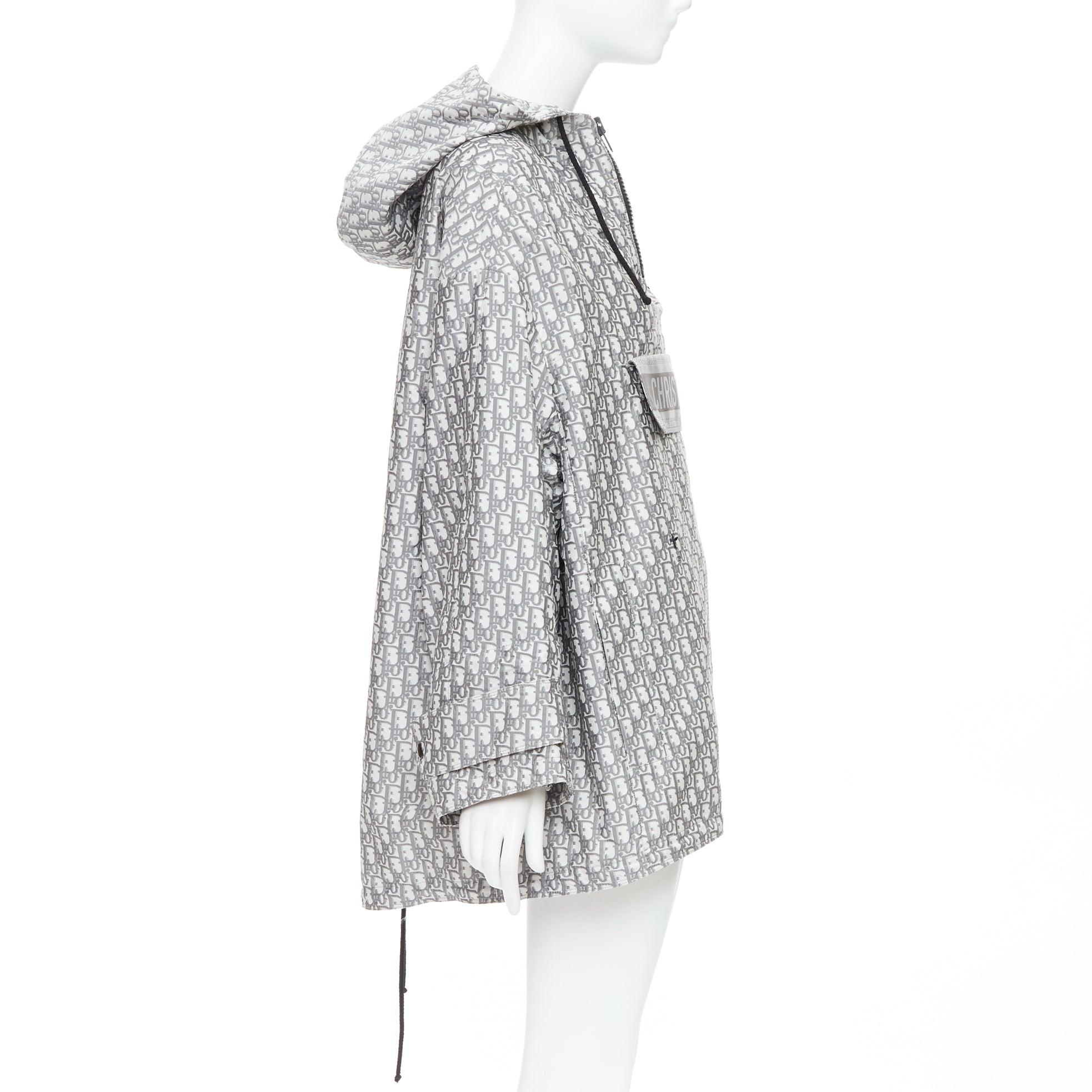 CHRISTIAN DIOR Oblique grey white monogram technical taffeta hooded anorak XS In New Condition For Sale In Hong Kong, NT