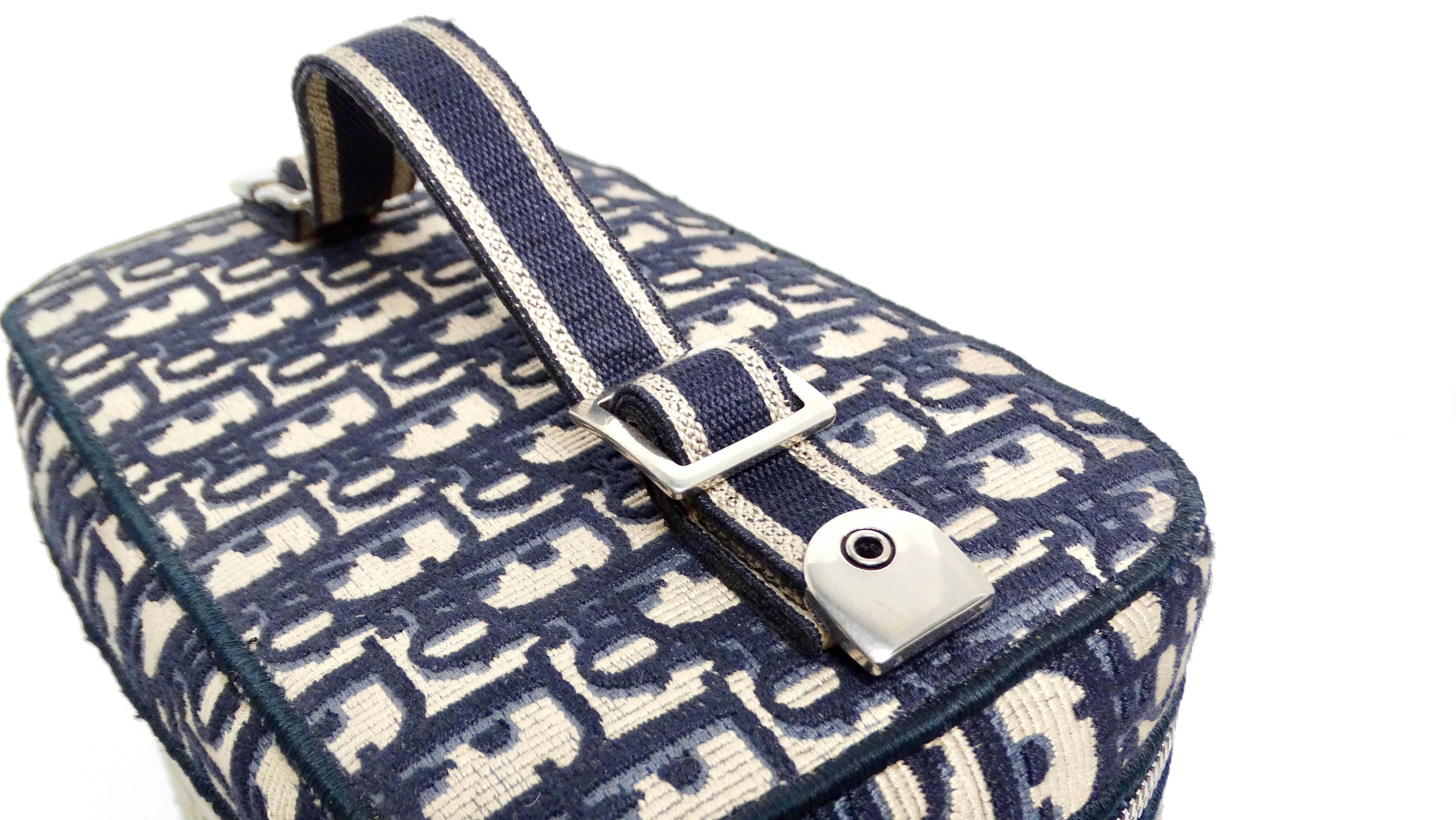Christian Dior Oblique Monogram Canvas Travel Vanity Case In Good Condition For Sale In Scottsdale, AZ