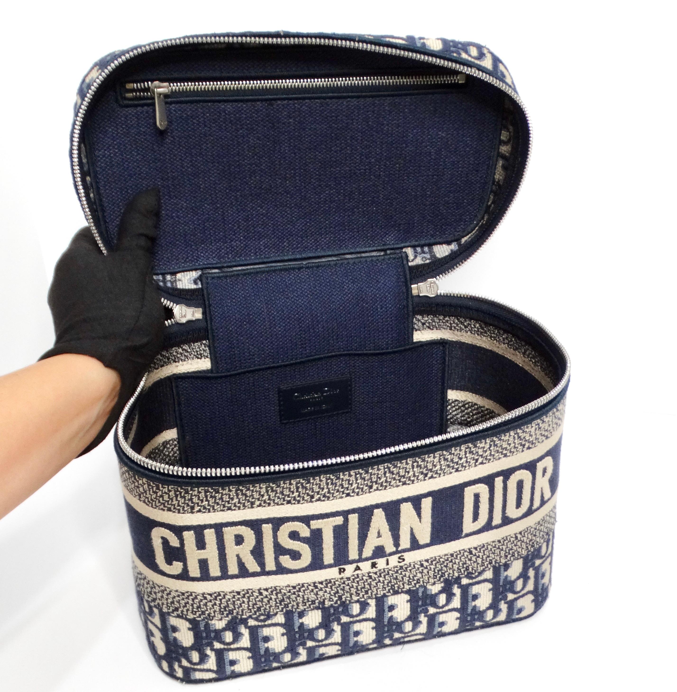 Christian Dior Oblique Monogram Canvas Travel Vanity Case For Sale 4