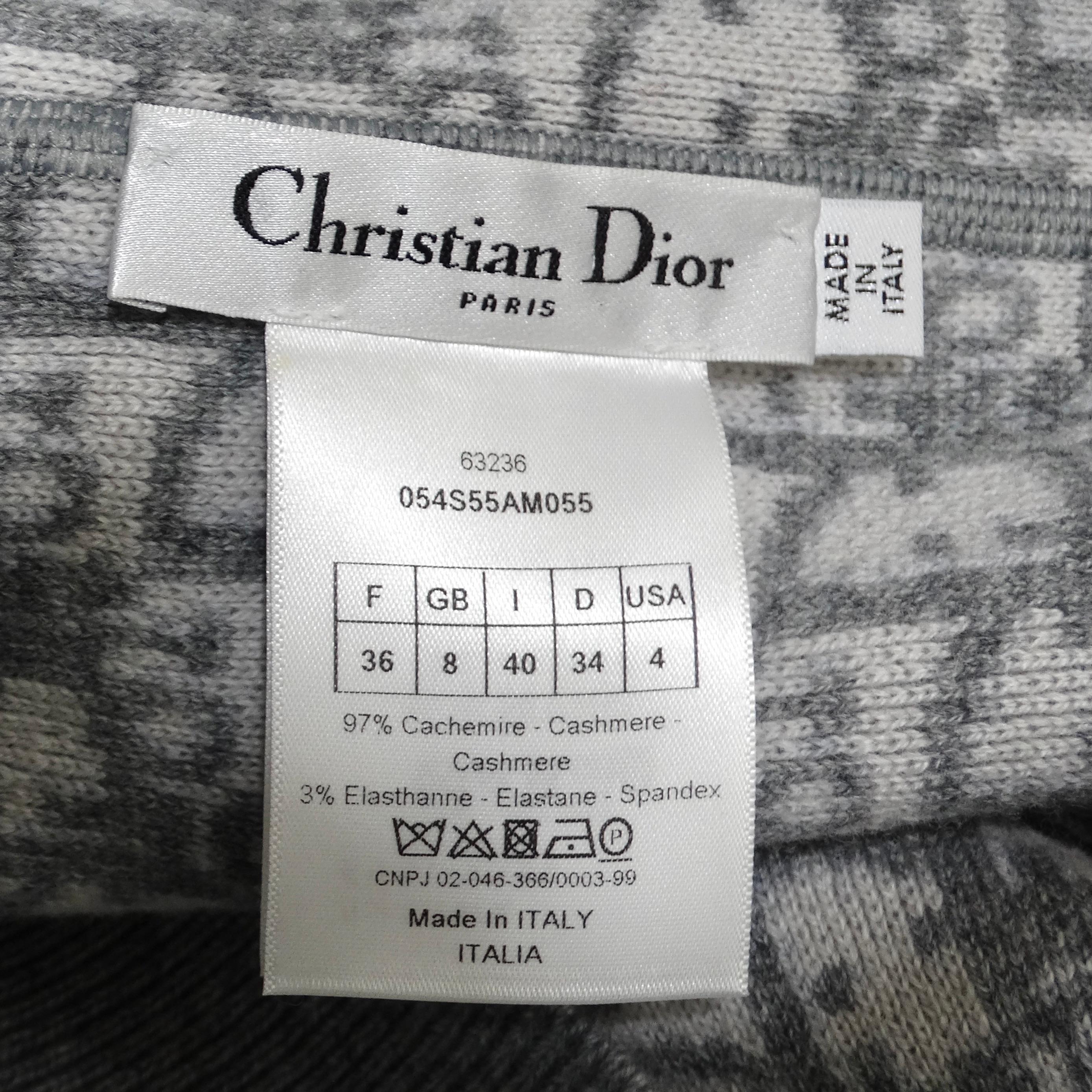 Pull en maille de cachemire réversible Oblique Christian Dior  en vente 2