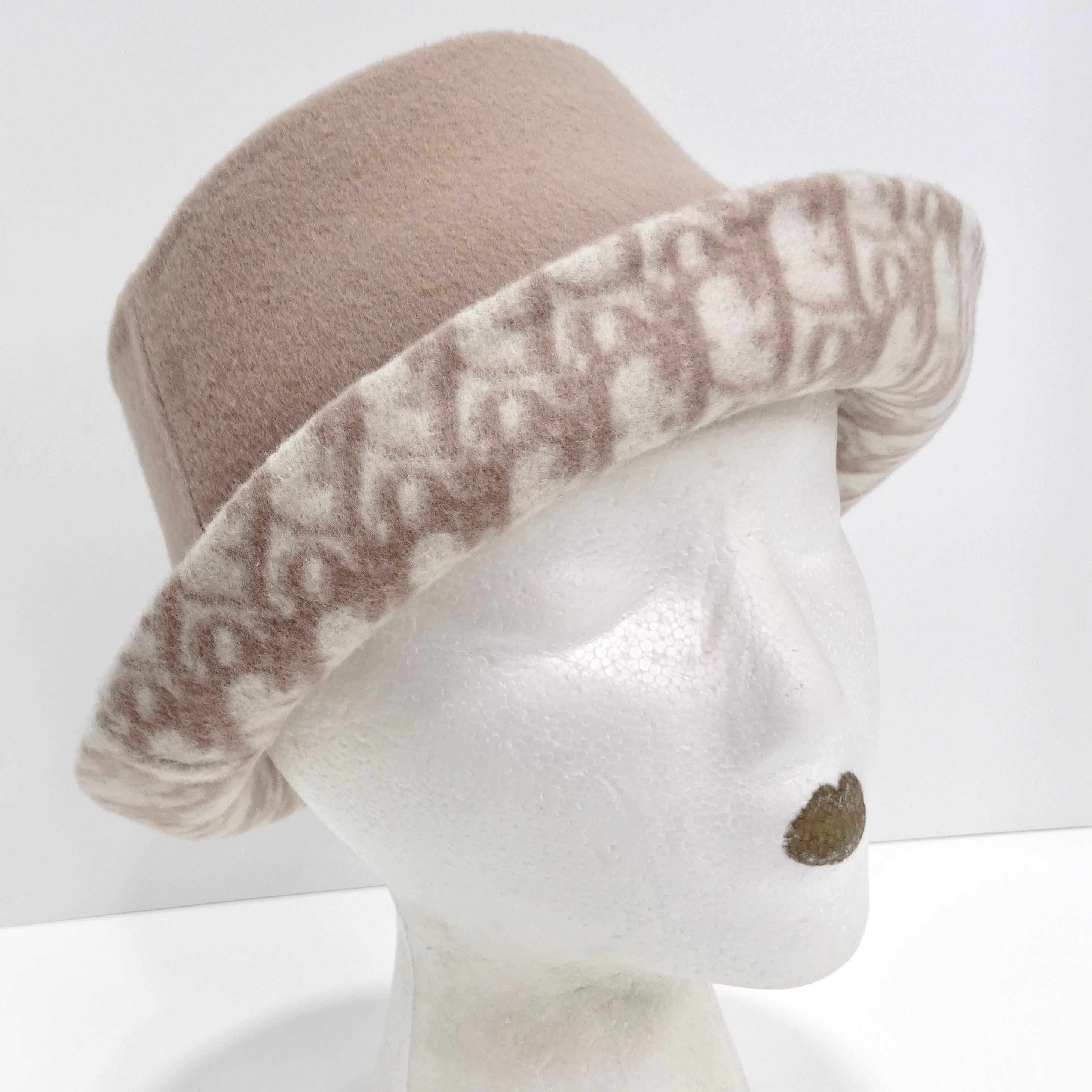 Christian Dior Oblique Wool x Silk Bob Hat Reversible Pink For Sale 1