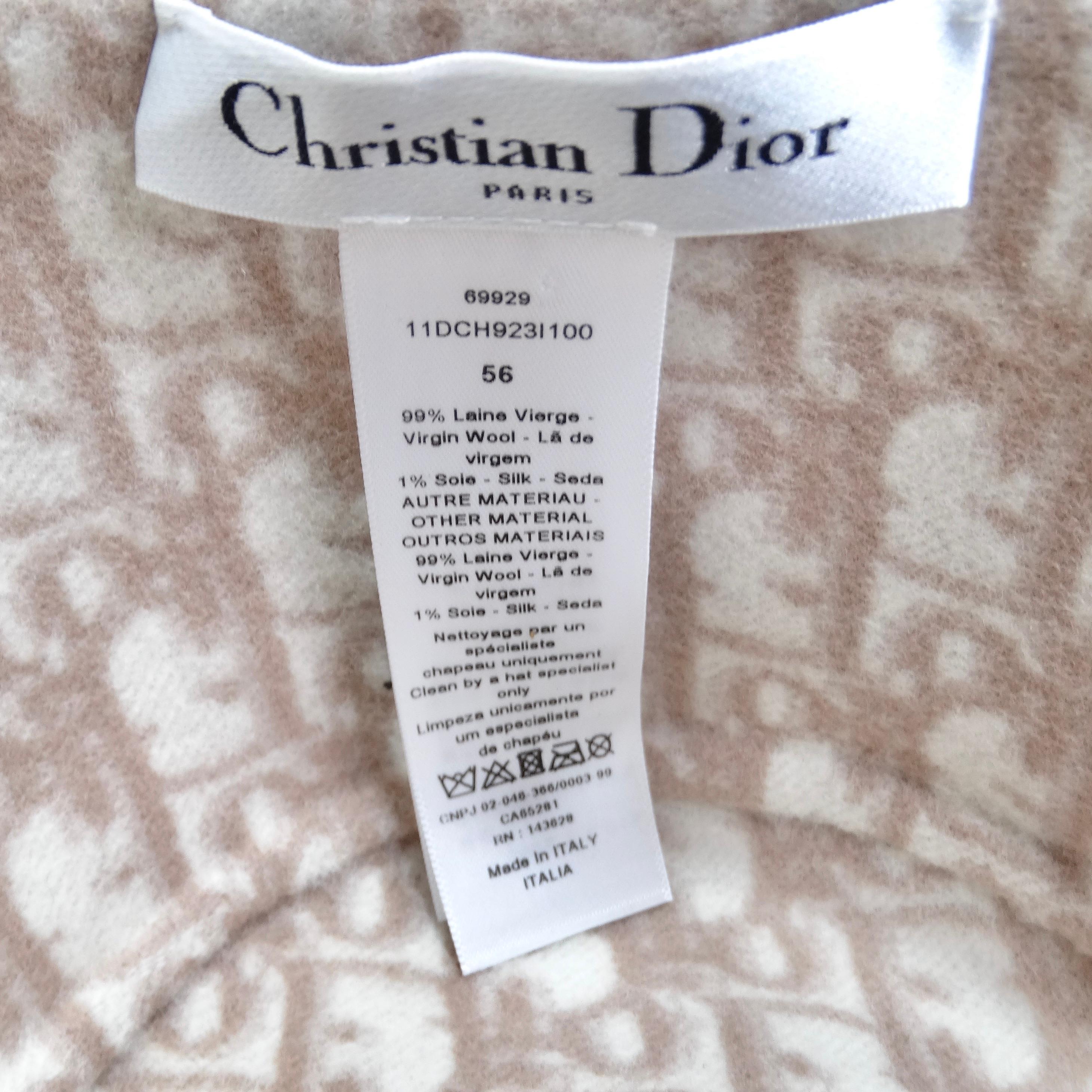 Christian Dior Oblique Wool x Silk Bob Hat Reversible Pink For Sale 3