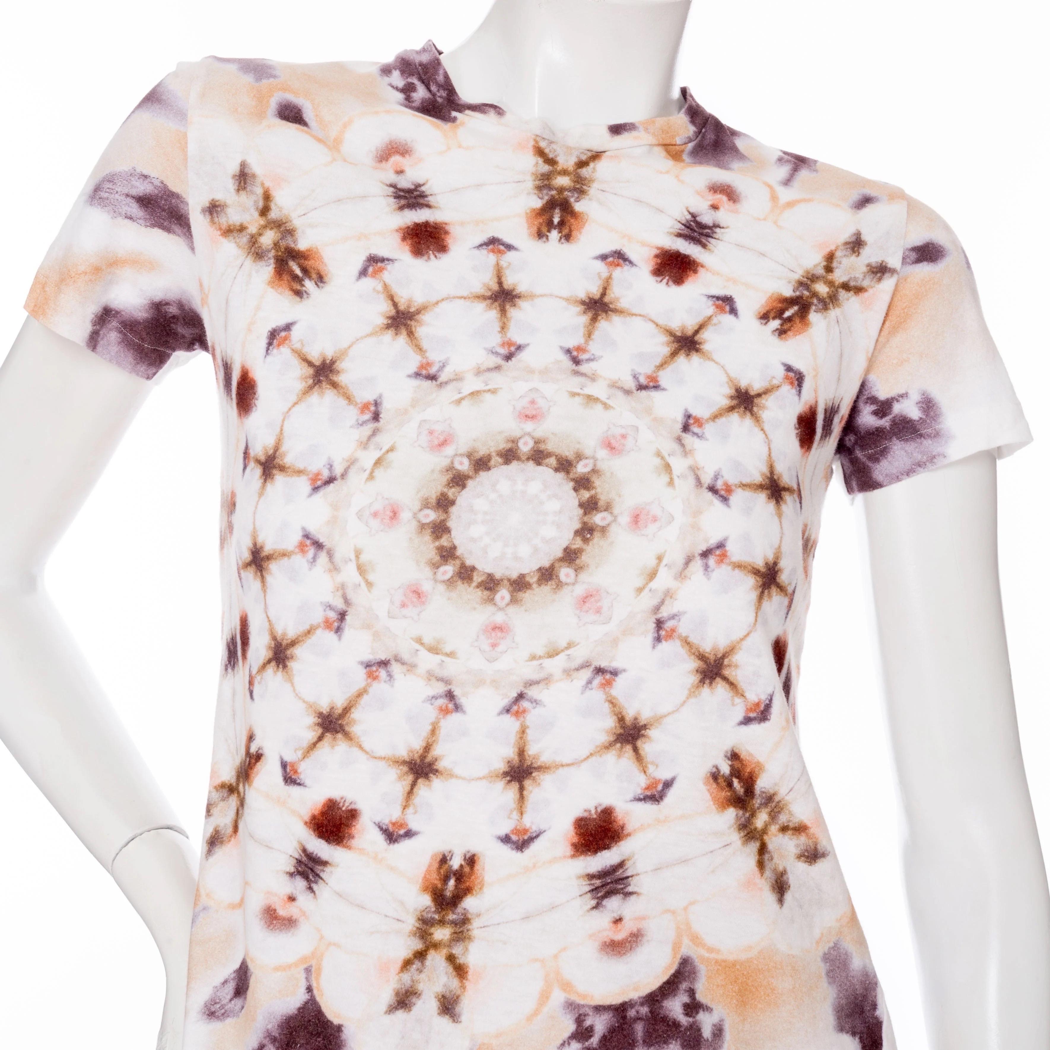 Christian Dior Off White Cotton-Linen Kaleidiorscopic Tie-Dye Print T-Shirt For Sale 2