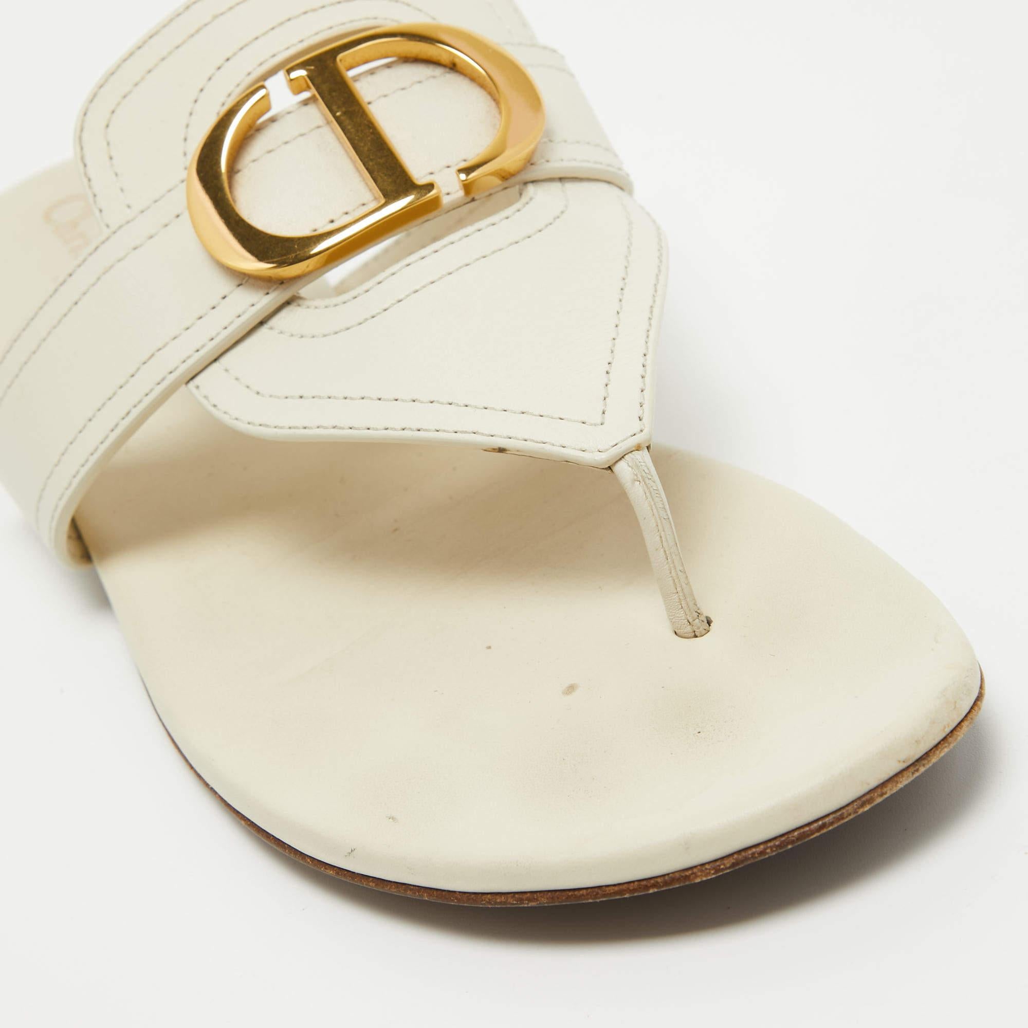 Christian Dior Off White Leather 30 Montaigne Thong Flats Size 39 3