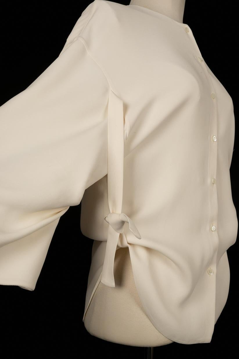 Christian Dior Off-White Seidenbluse im Angebot 1