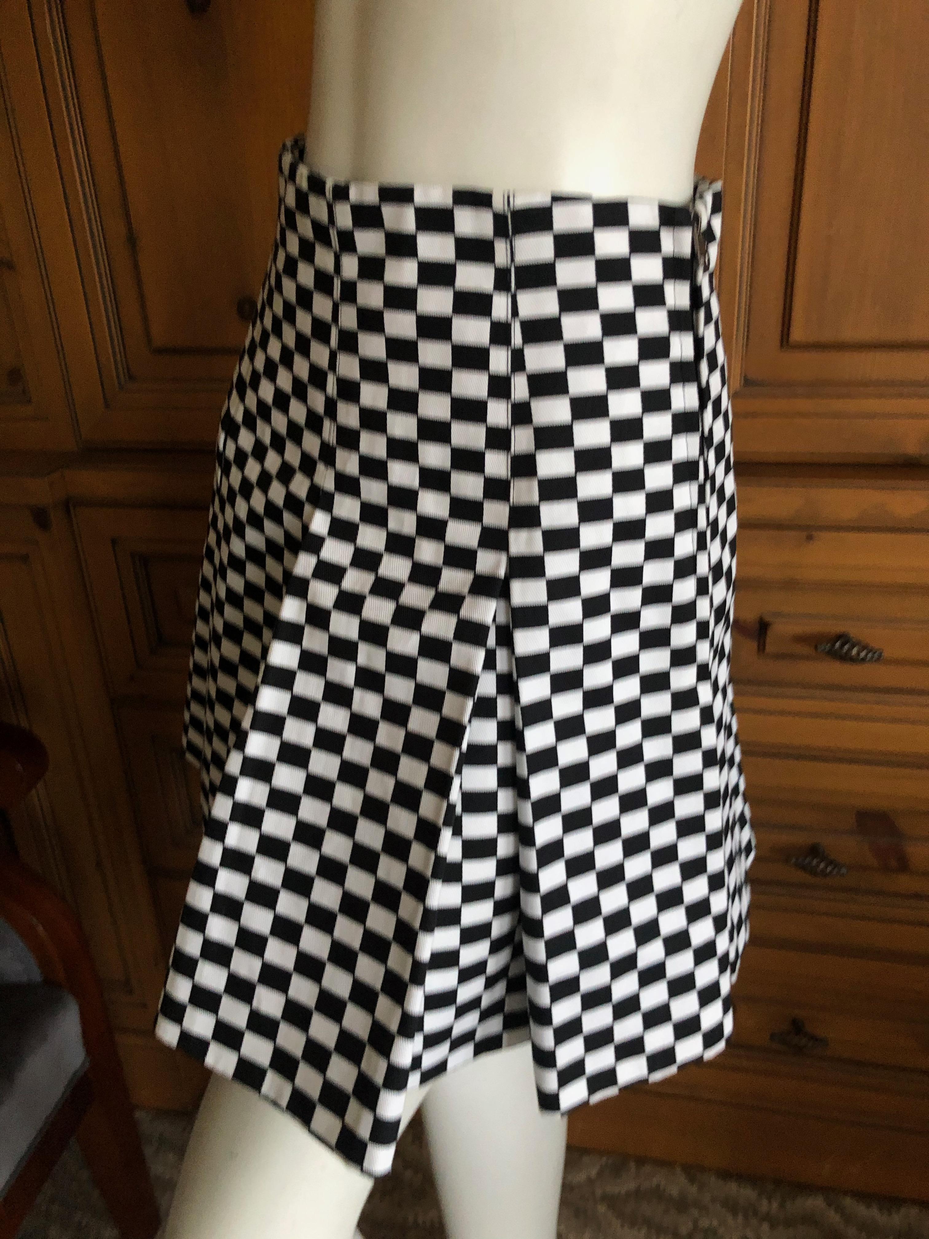 Christian Dior Op Art Black and White Cotton Denim Pleated Skirt In Excellent Condition For Sale In Cloverdale, CA