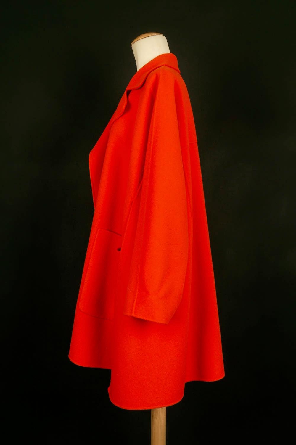 Christian Dior Orange Cashmere Coat Winter Collection, 2006 In Excellent Condition For Sale In SAINT-OUEN-SUR-SEINE, FR
