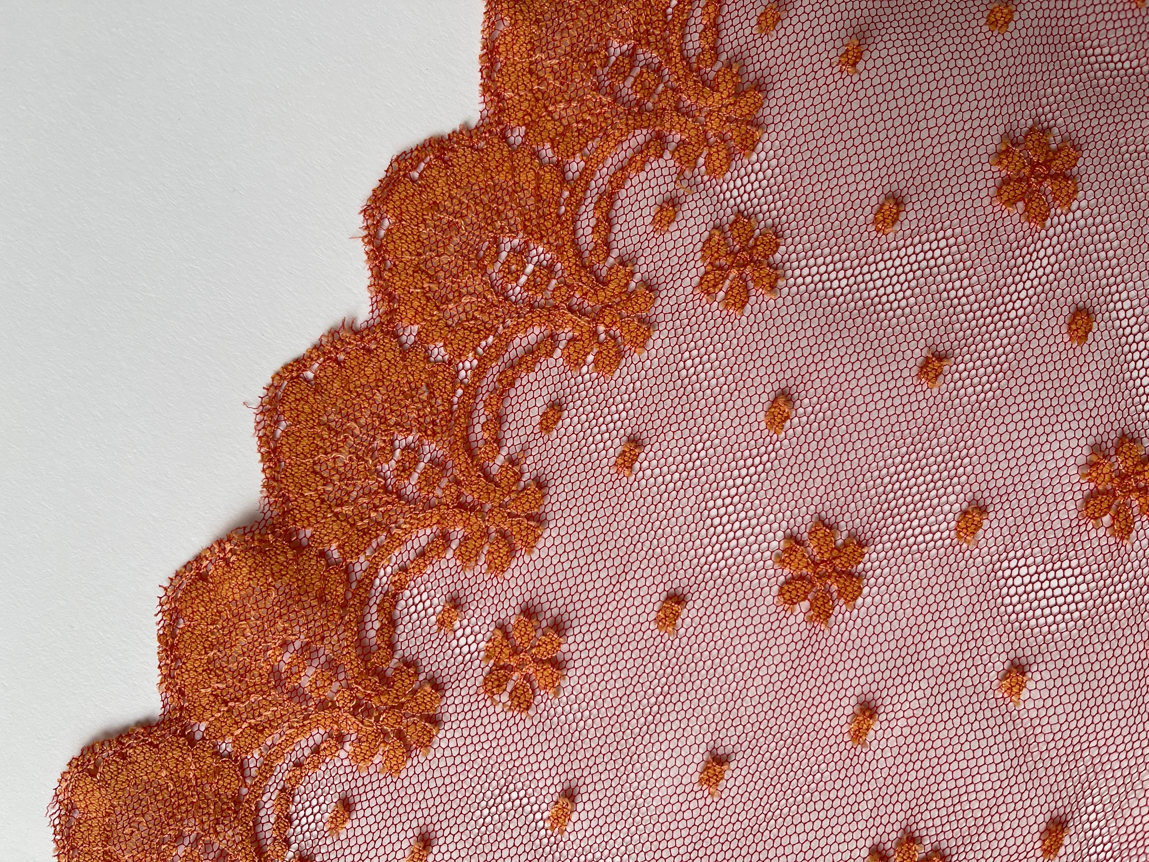 Early 2000's Christian Dior by John Galliano Scarf Lace Orange Mantilla In Excellent Condition In Paris, FR