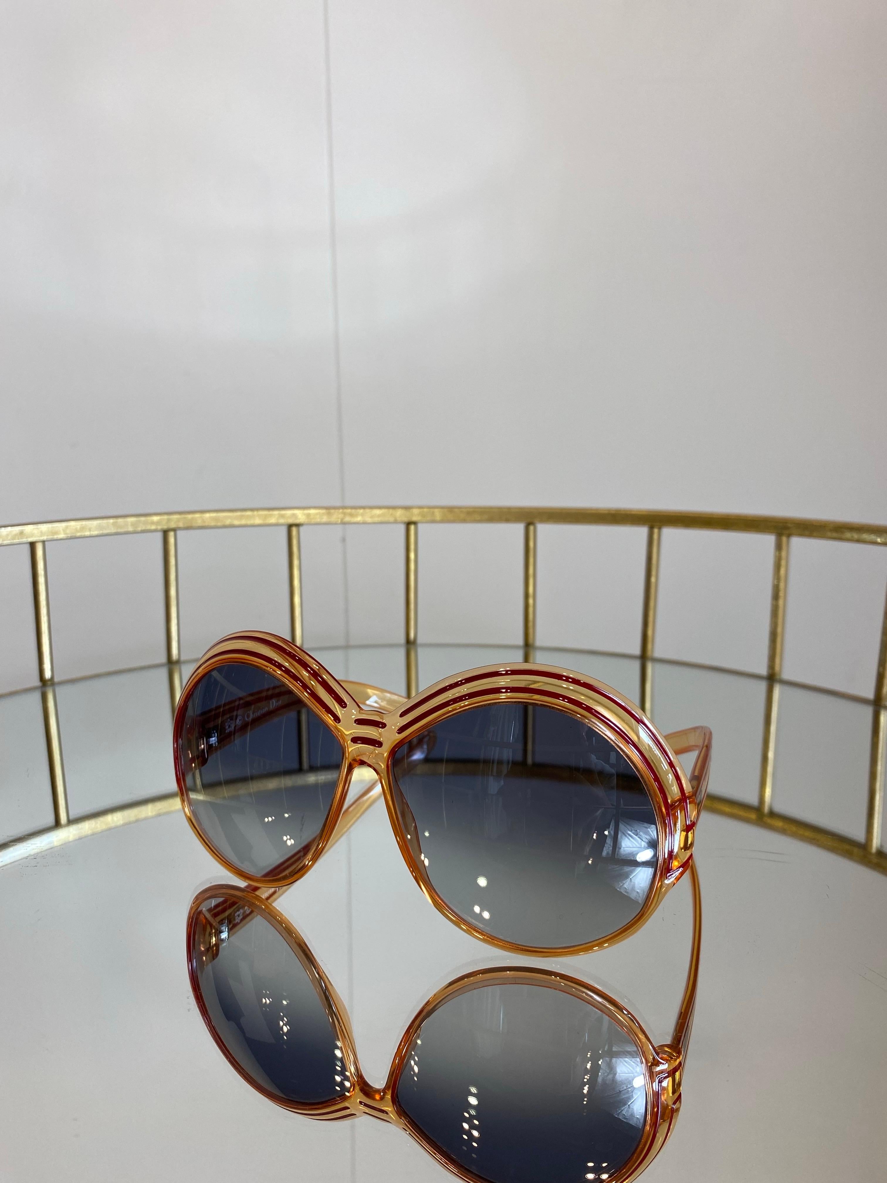 Noir Lunettes de soleil Christian Dior orange en vente