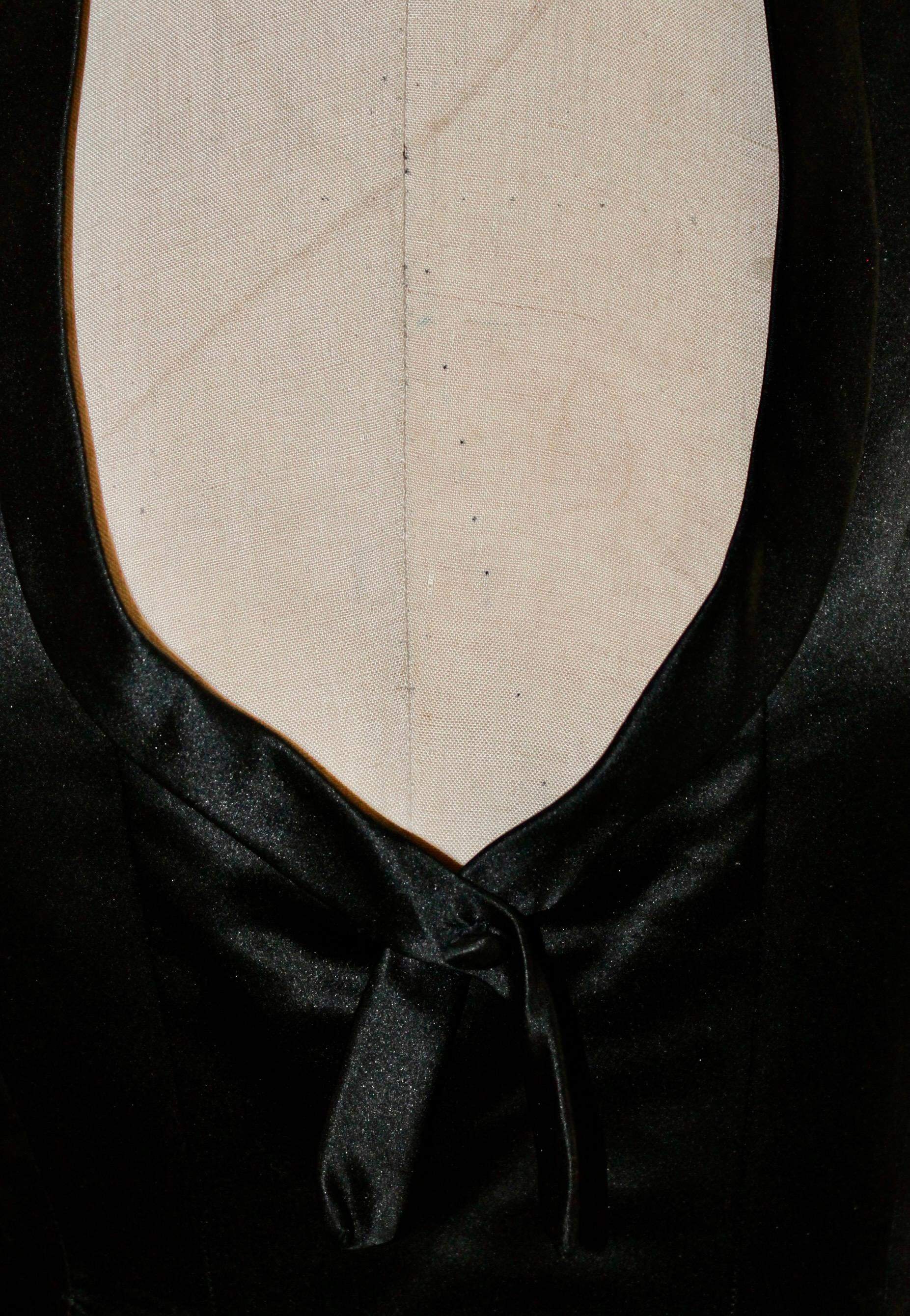Christian Dior Original frühes schwarzes Satan/Silber-Abendkleid aus Seide im Zustand „Gut“ im Angebot in Sharon, CT