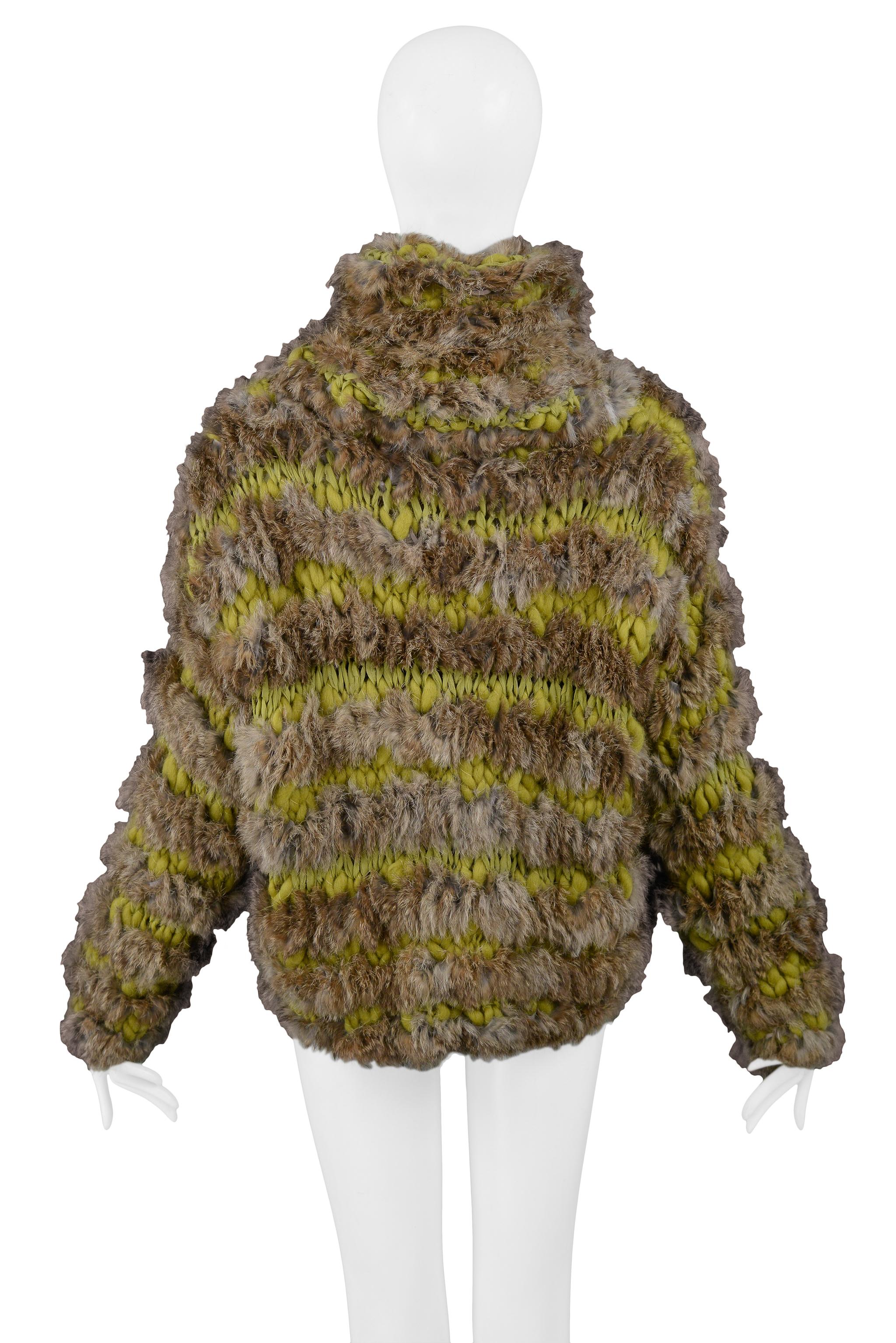 Marron Pull Christian Dior surdimensionné en tricot et fourrure de lapin 2000 en vente