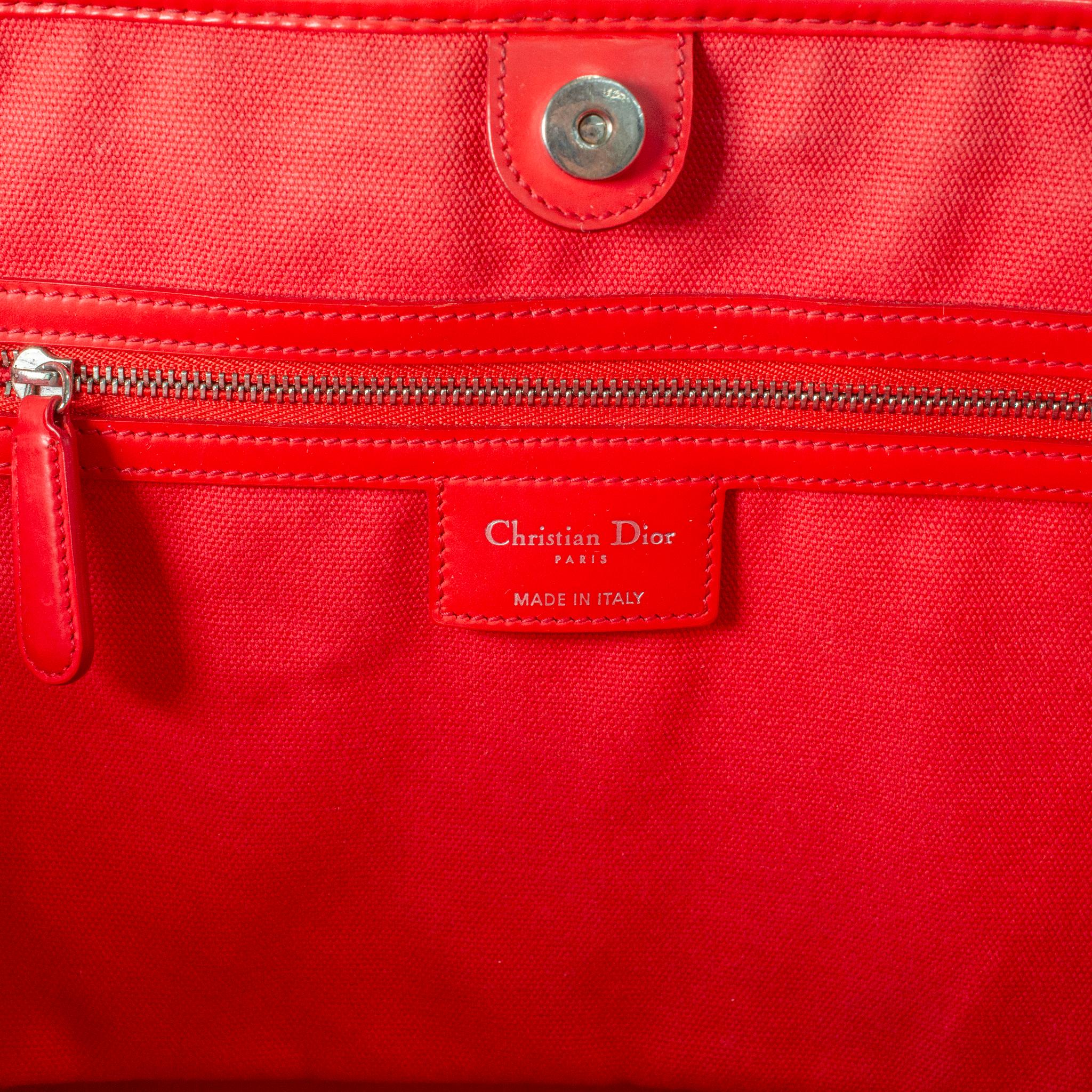 Christian Dior Panarea Medium Rot Cannage Gesteppte Nylon-Tasche Handtasche im Angebot 6