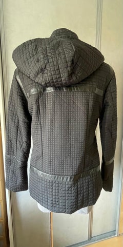 Christian Dior Paris Autunno/Inverno 2022 Giacca con cappuccio trapuntato Cannage
