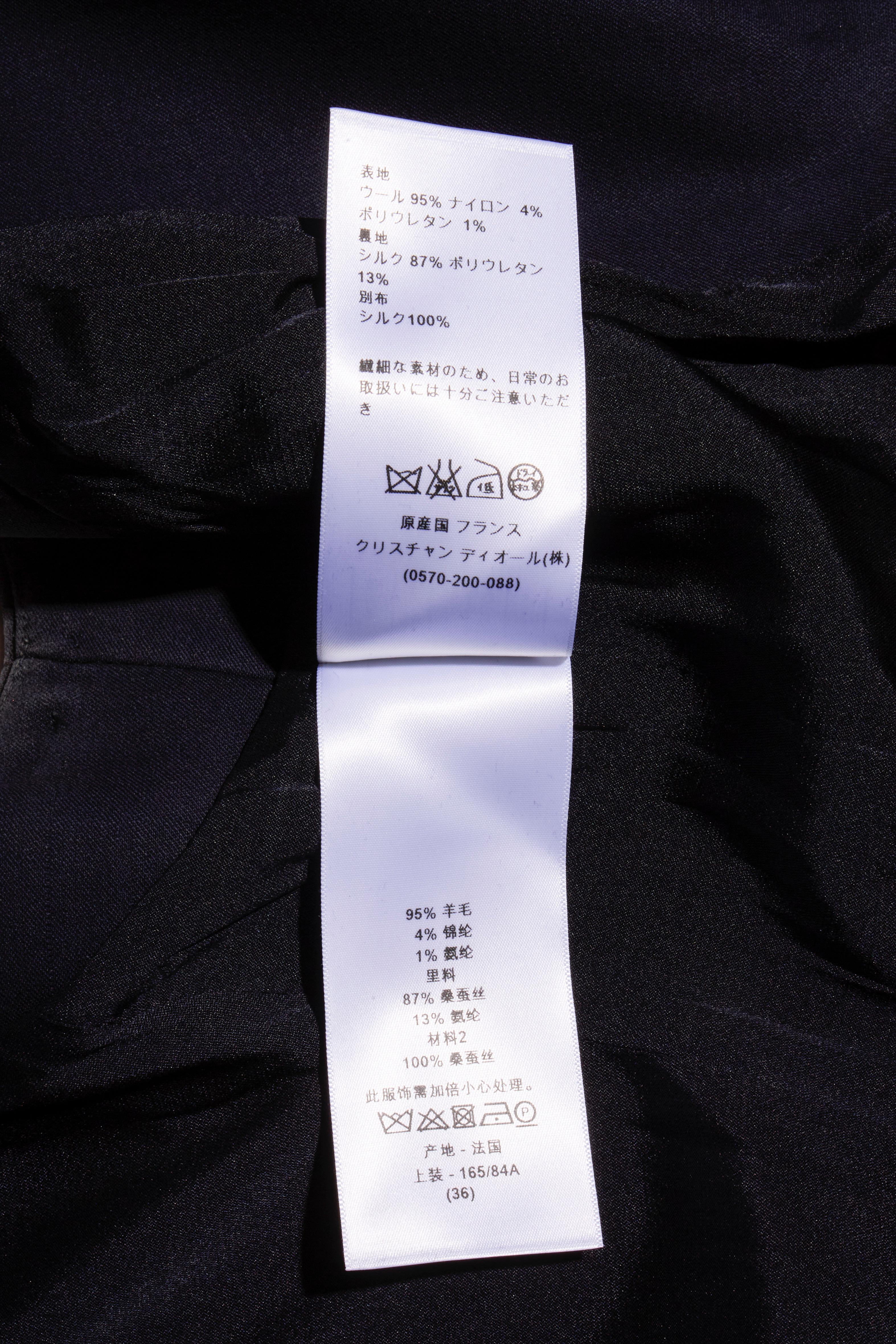Christian Dior Paris Conjunto de vestido y chaqueta de lana y seda azul marino FR 36 (US 4) en venta 8