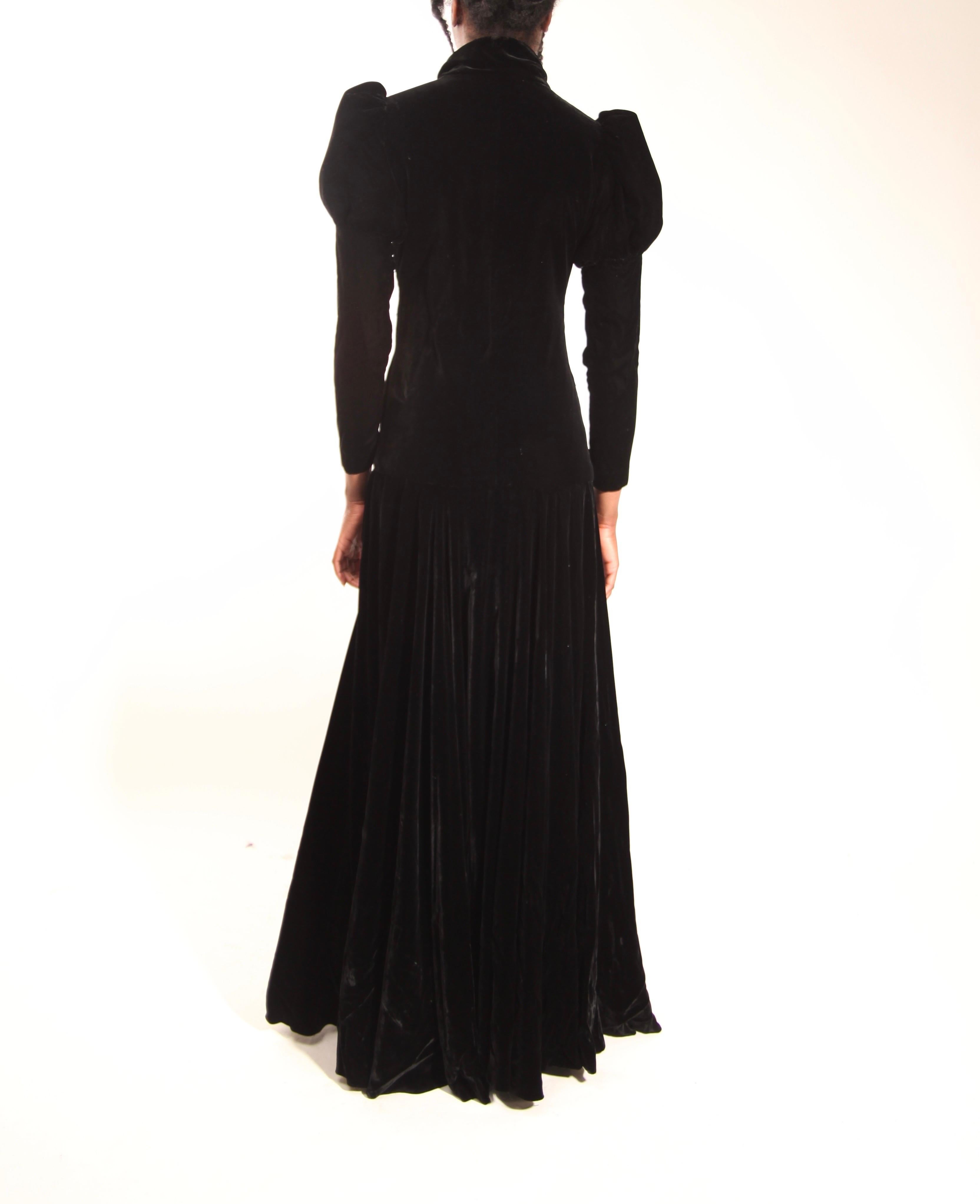 Christian Dior Paris numbered couture black silk evening gown. C. 1960s 3