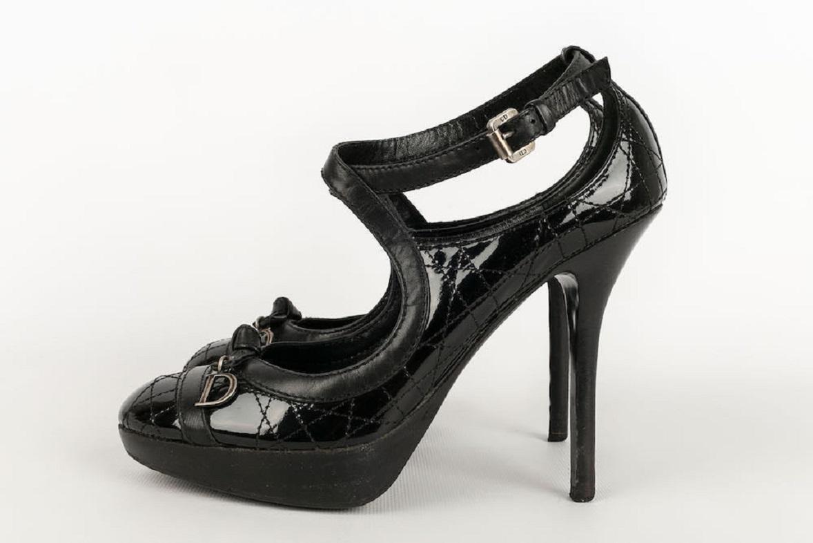 Christian Dior Patent Leather Pumps Shoes, Size 36.5 In Good Condition For Sale In SAINT-OUEN-SUR-SEINE, FR
