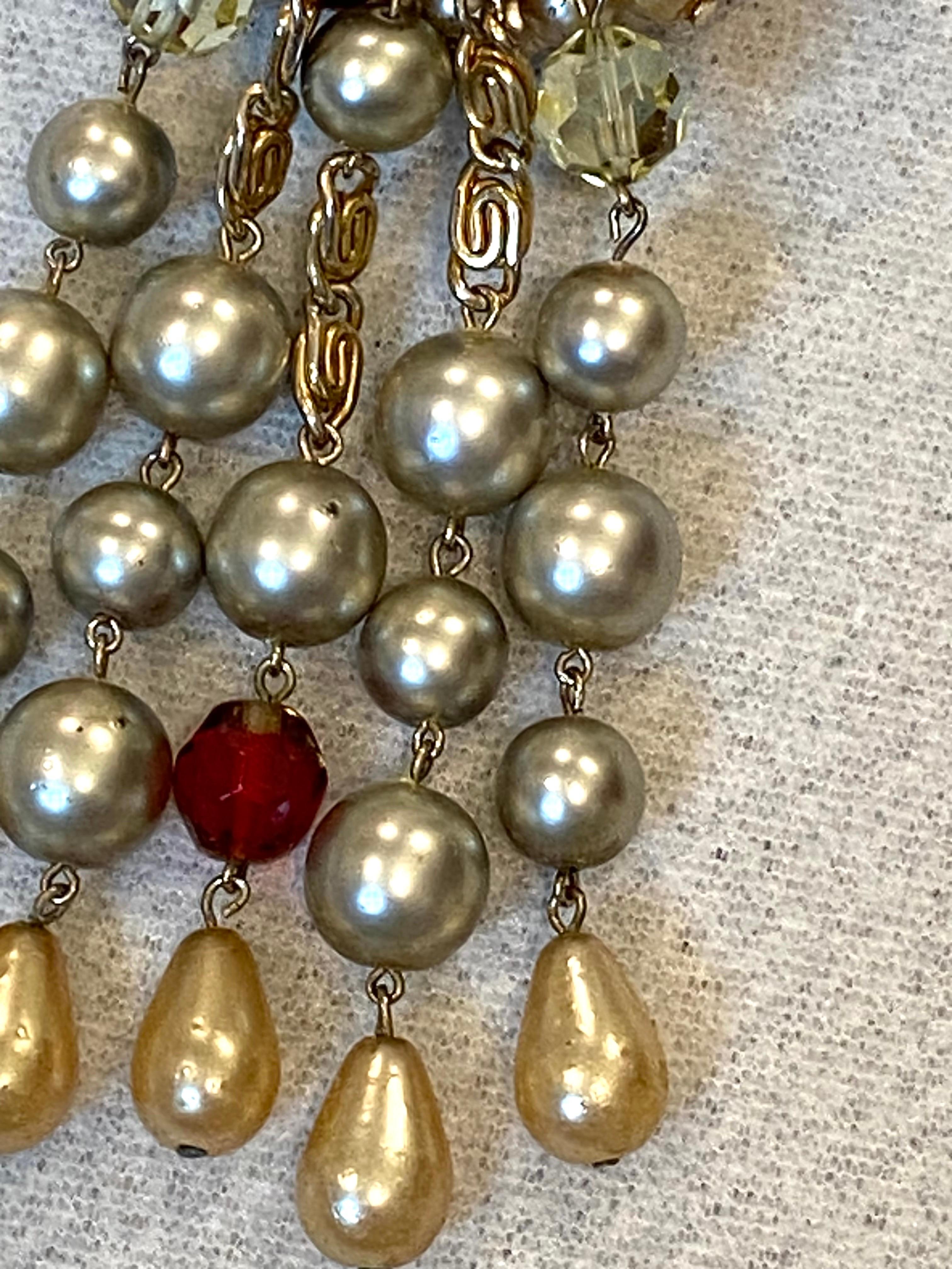 Broche de perlas y cristal con flecos Christian Dior de Henkel and Grosse de 1961 en venta 7