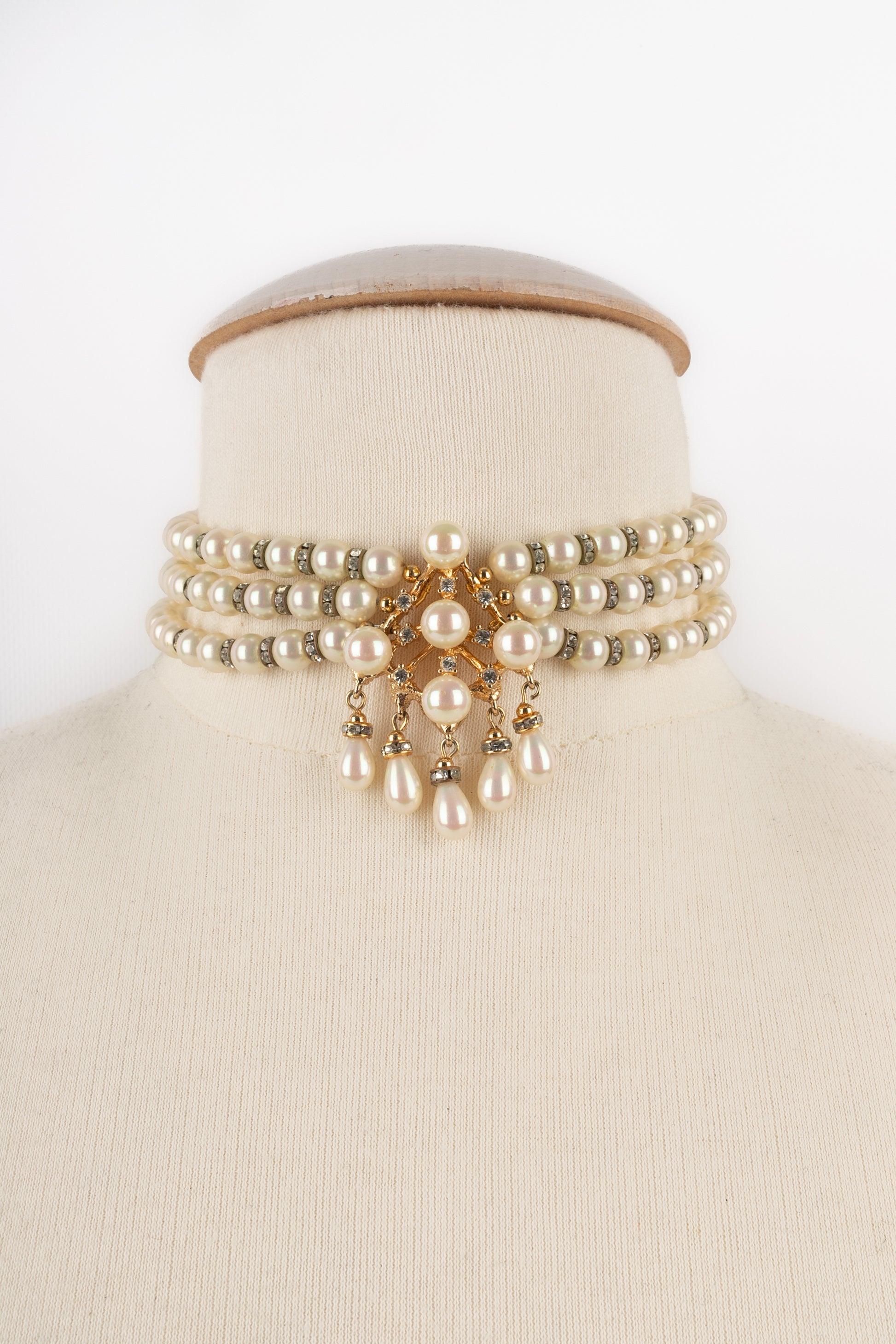 Christian Dior Pearl Necklace In Excellent Condition For Sale In SAINT-OUEN-SUR-SEINE, FR