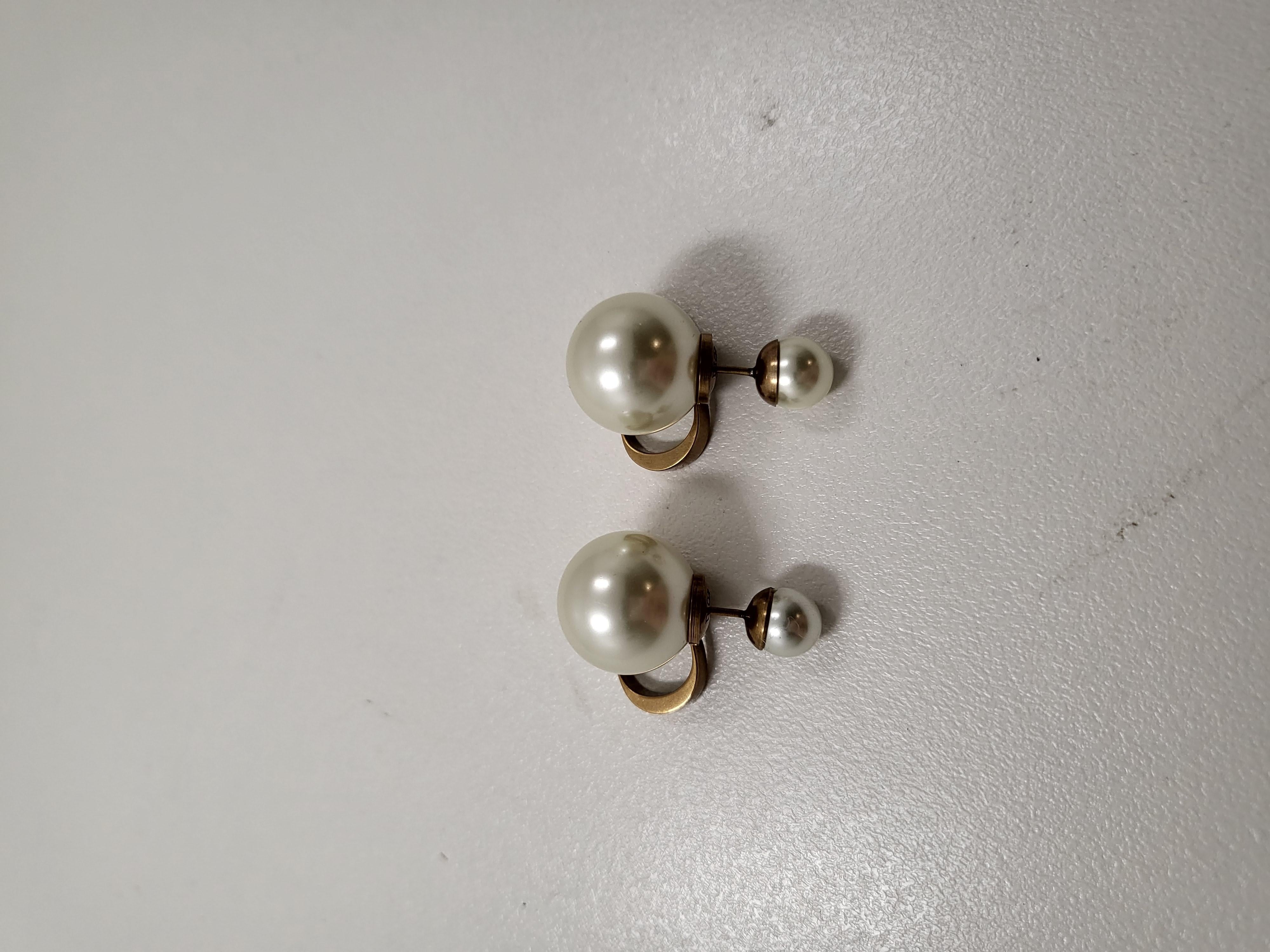 christian dior gold earrings