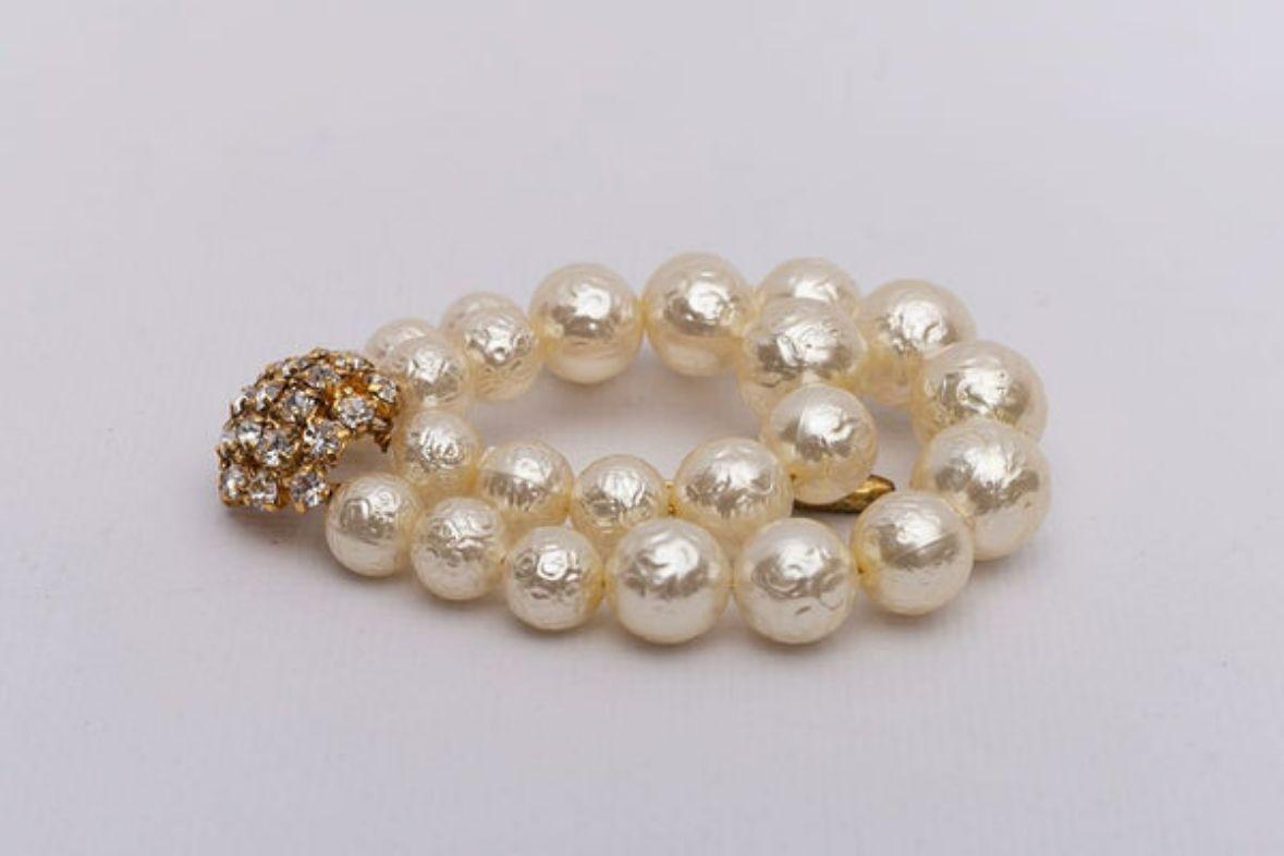 Christian Dior Pearly Beads Brooch In Excellent Condition For Sale In SAINT-OUEN-SUR-SEINE, FR