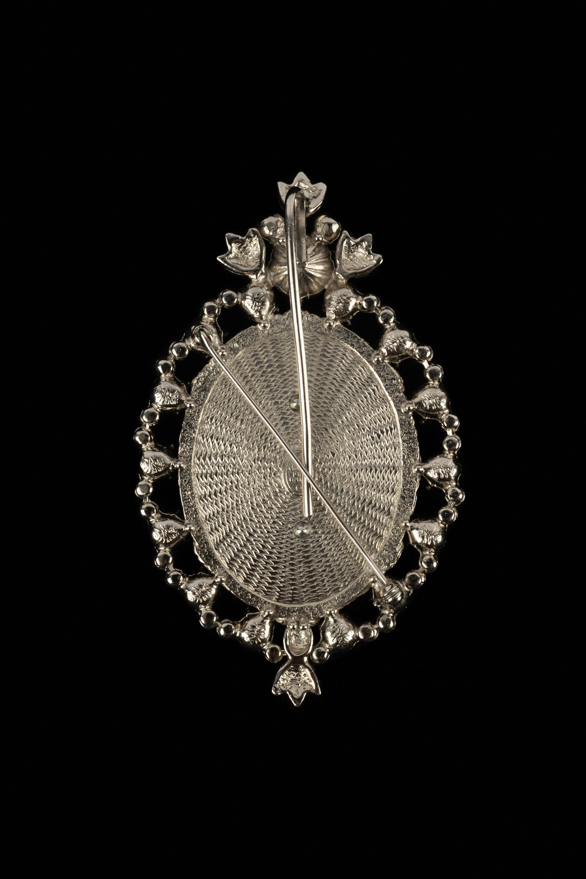 Broche colgante Christian Dior en Excelente estado para la venta en SAINT-OUEN-SUR-SEINE, FR