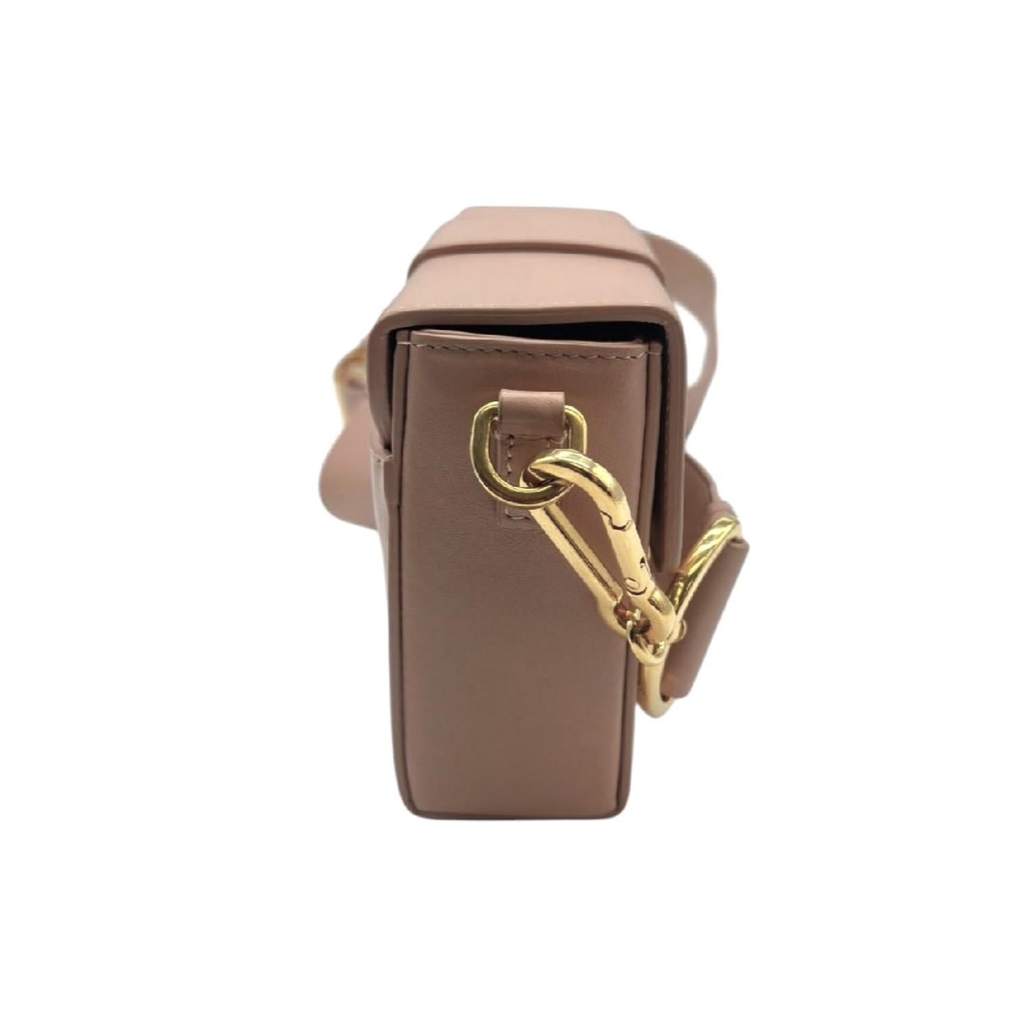 Christian Dior Rosa Montaigne Boxtasche aus Kalbsleder 30 im Zustand „Gut“ im Angebot in Scottsdale, AZ