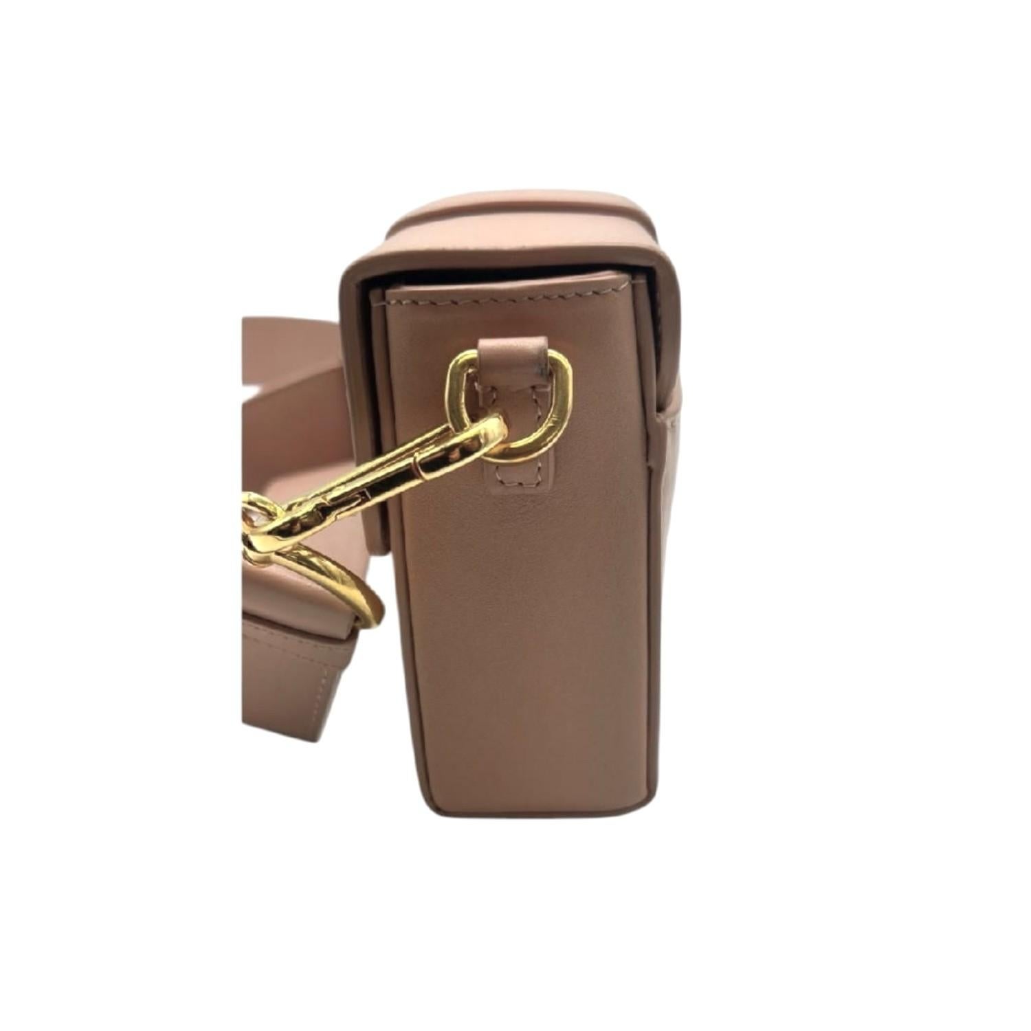 Christian Dior Rosa Montaigne Boxtasche aus Kalbsleder 30 Damen im Angebot
