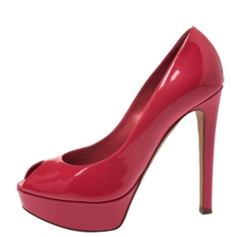 Christian Dior Rosa Lackleder Peep Toe Plateau Pumps Größe 37,5 (Pink) im Angebot