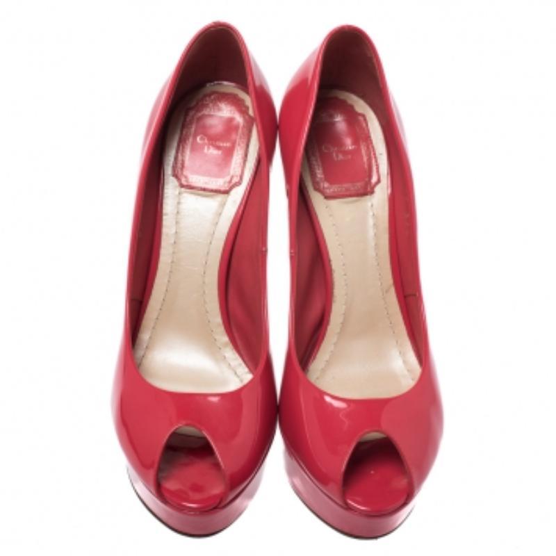 Christian Dior Rosa Lackleder Peep Toe Plateau Pumps Größe 37,5 Damen im Angebot